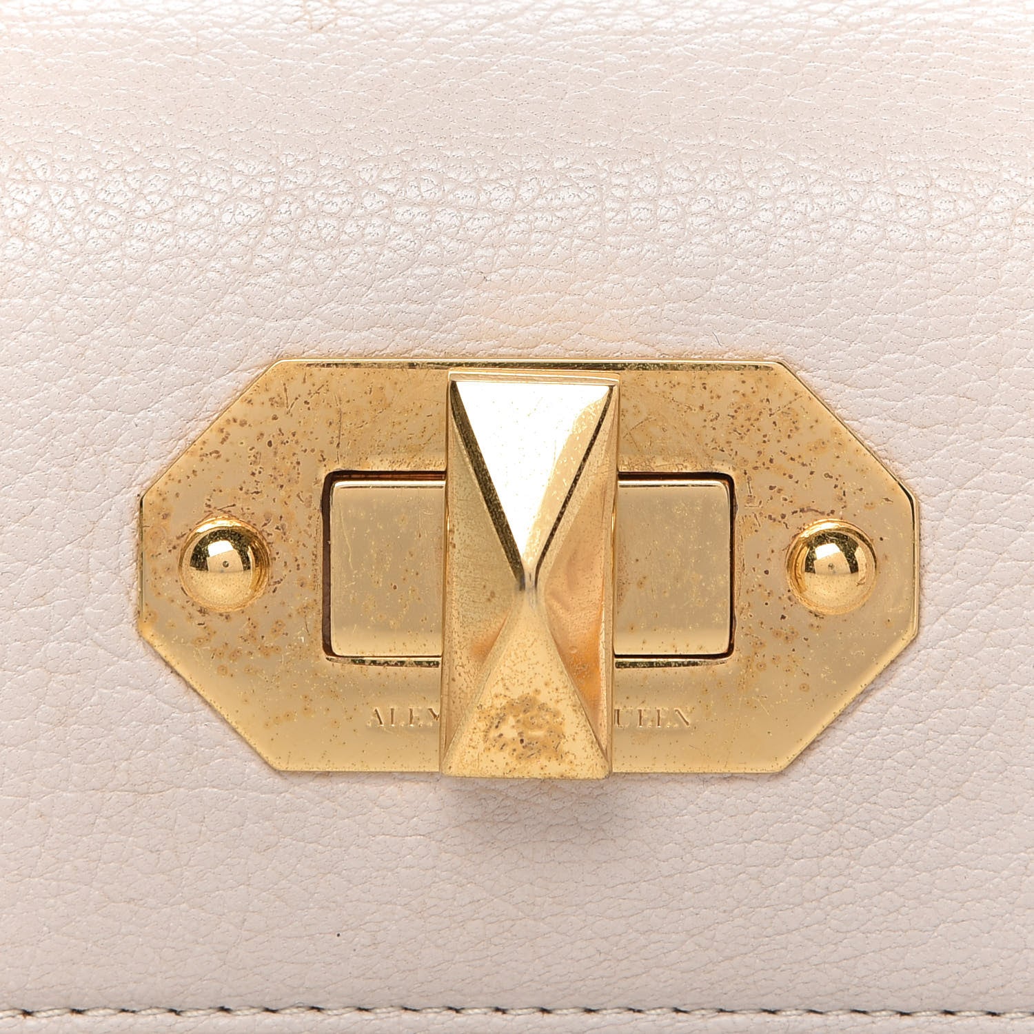 Alexander McQueen Silky Amish Grain Calfskin Scarf Box Shoulder Bag 19 Off White 13 of 13