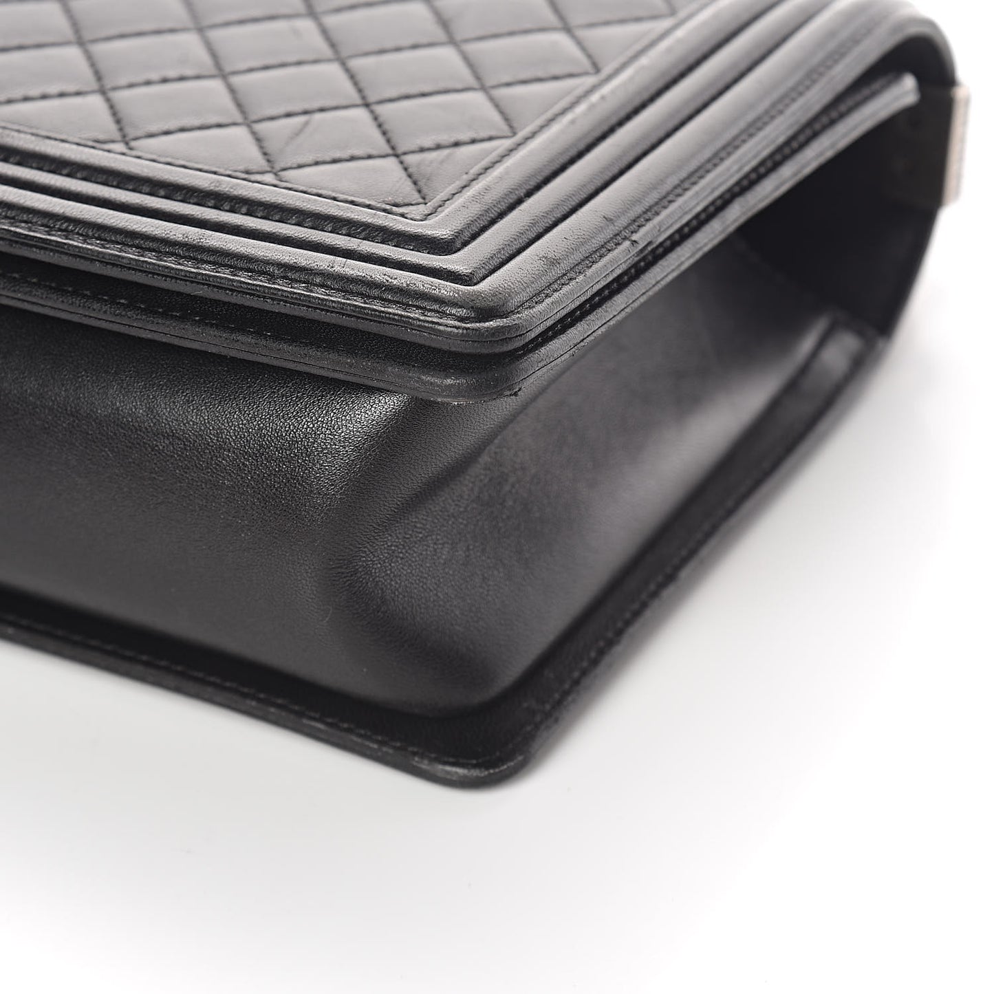 Lambskin Quilted New Medium Boy Flap Black