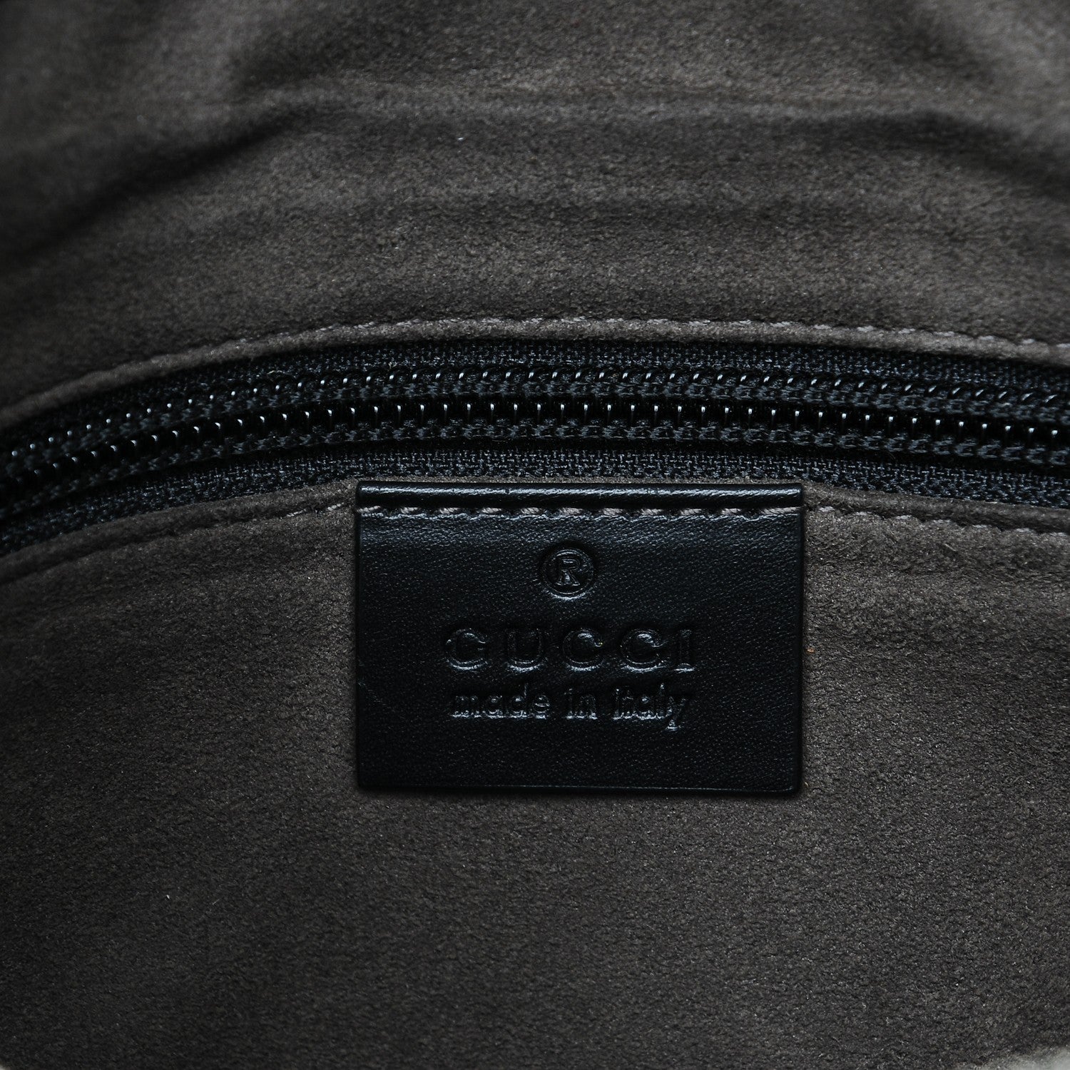 Gucci Guccissima Signature Medium Flat Messenger Bag Black 6 of 7