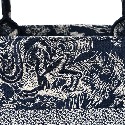 Christian Dior Canvas Embroidered Medium Dioriviera Toile De Jouy Reverse Book Tote Blue 7 of 9