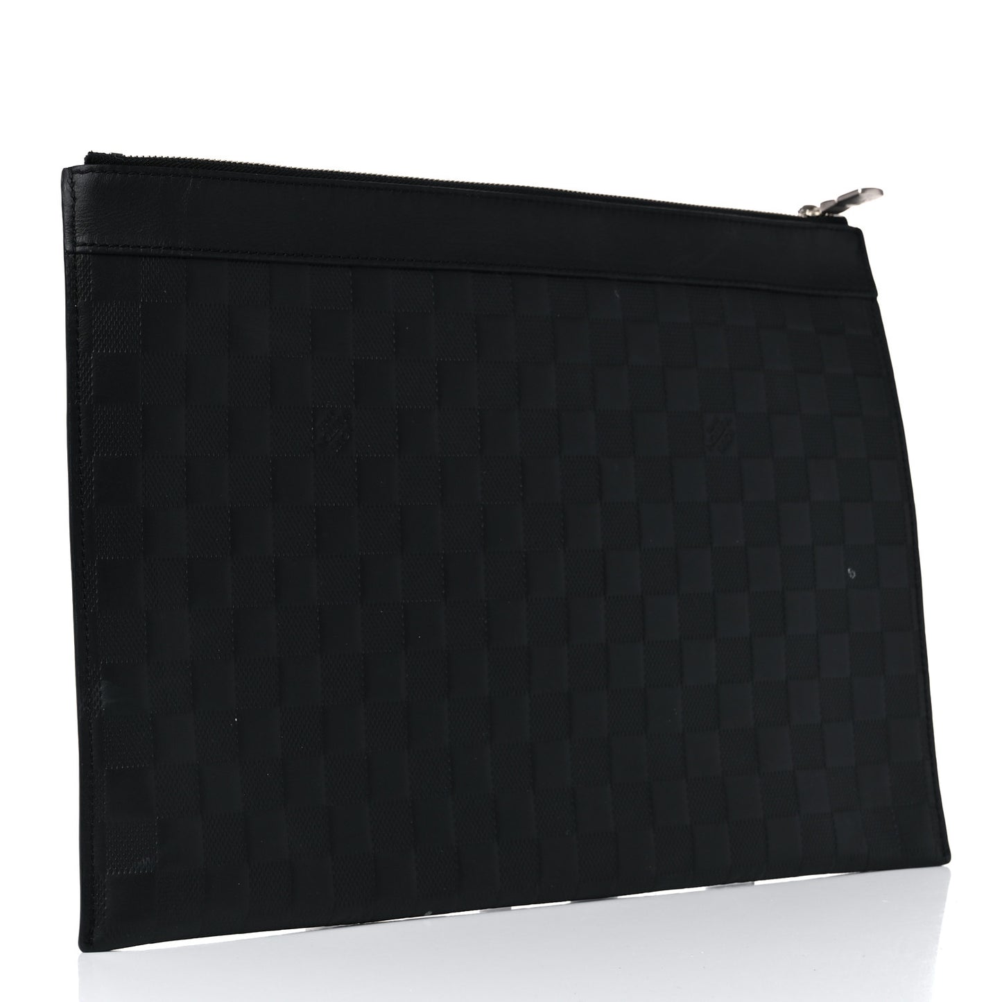 Damier Infini Discovery Pochette GM Onyx