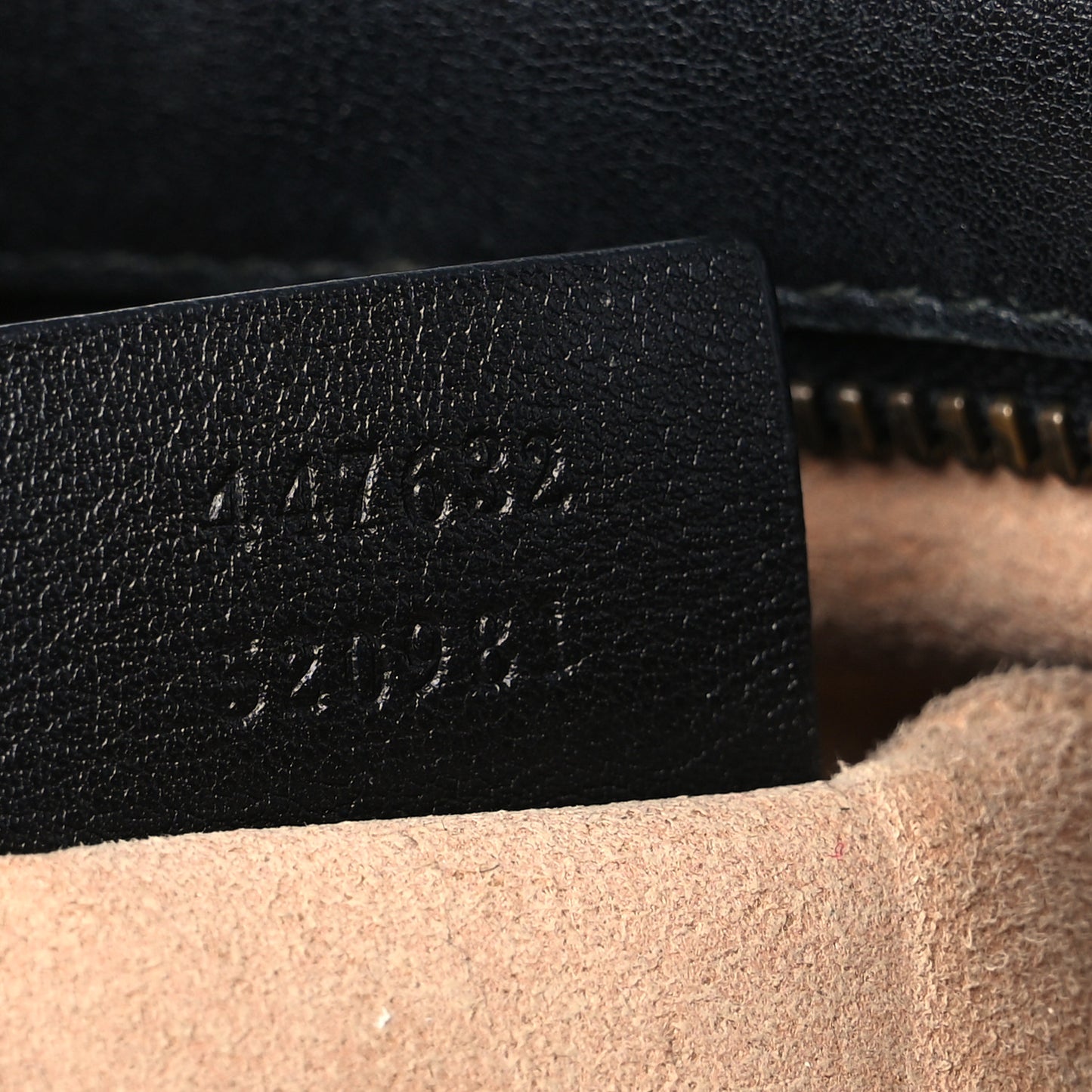 Calfskin Matelasse Small GG Marmont Chain Shoulder Bag Black