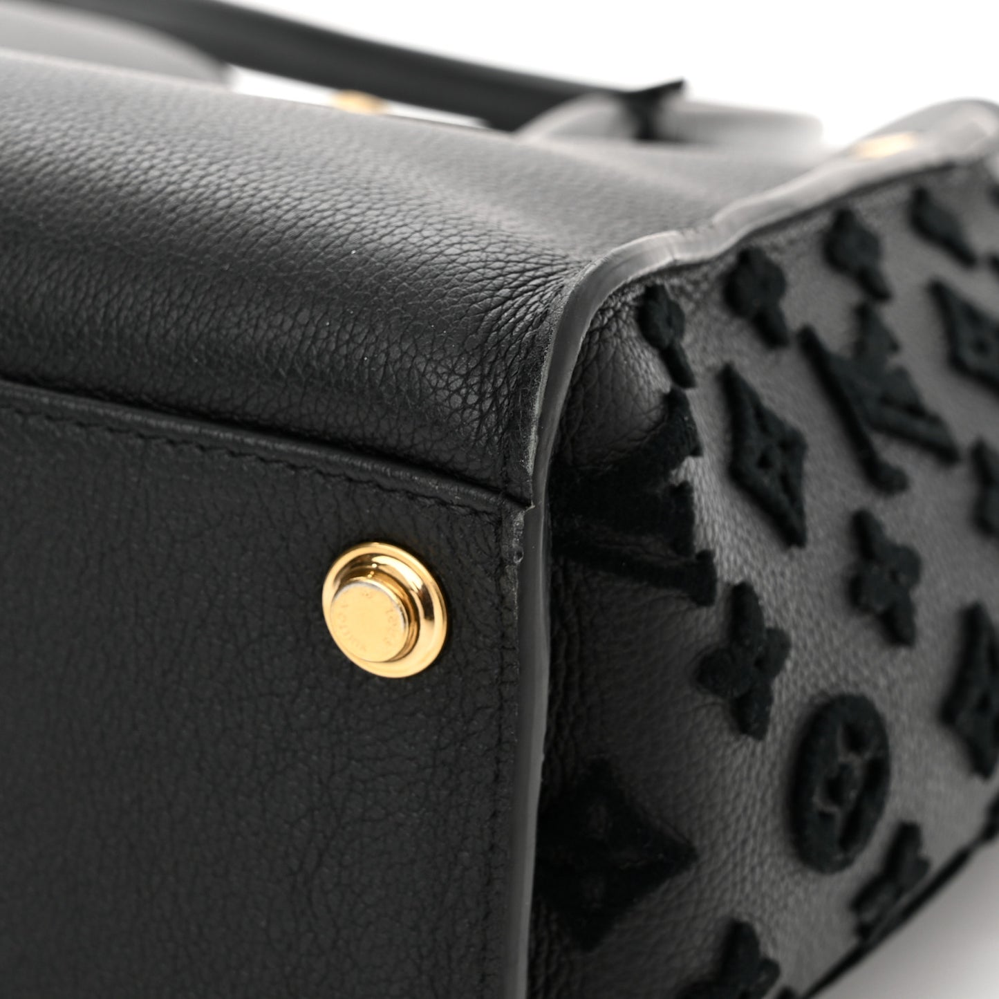Calfskin Monogram Tufting On My Side Black