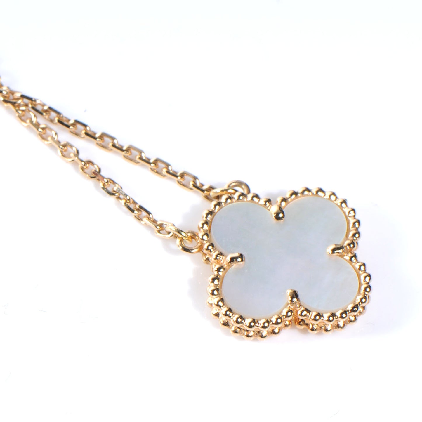 18K Yellow Gold Mother of Pearl Vintage Alhambra Pendant Necklace
