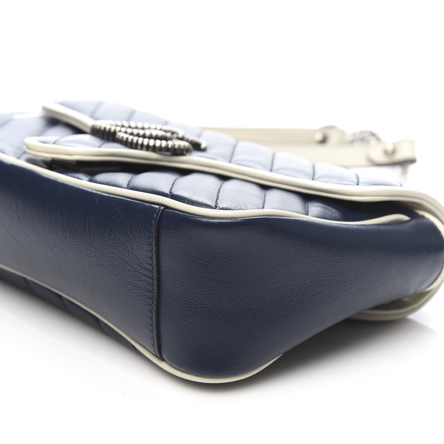 Vintage Effect Calfskin Matelasse Diagonal Small Torchon GG Marmont Shoulder Bag Blue Agata Mystic White