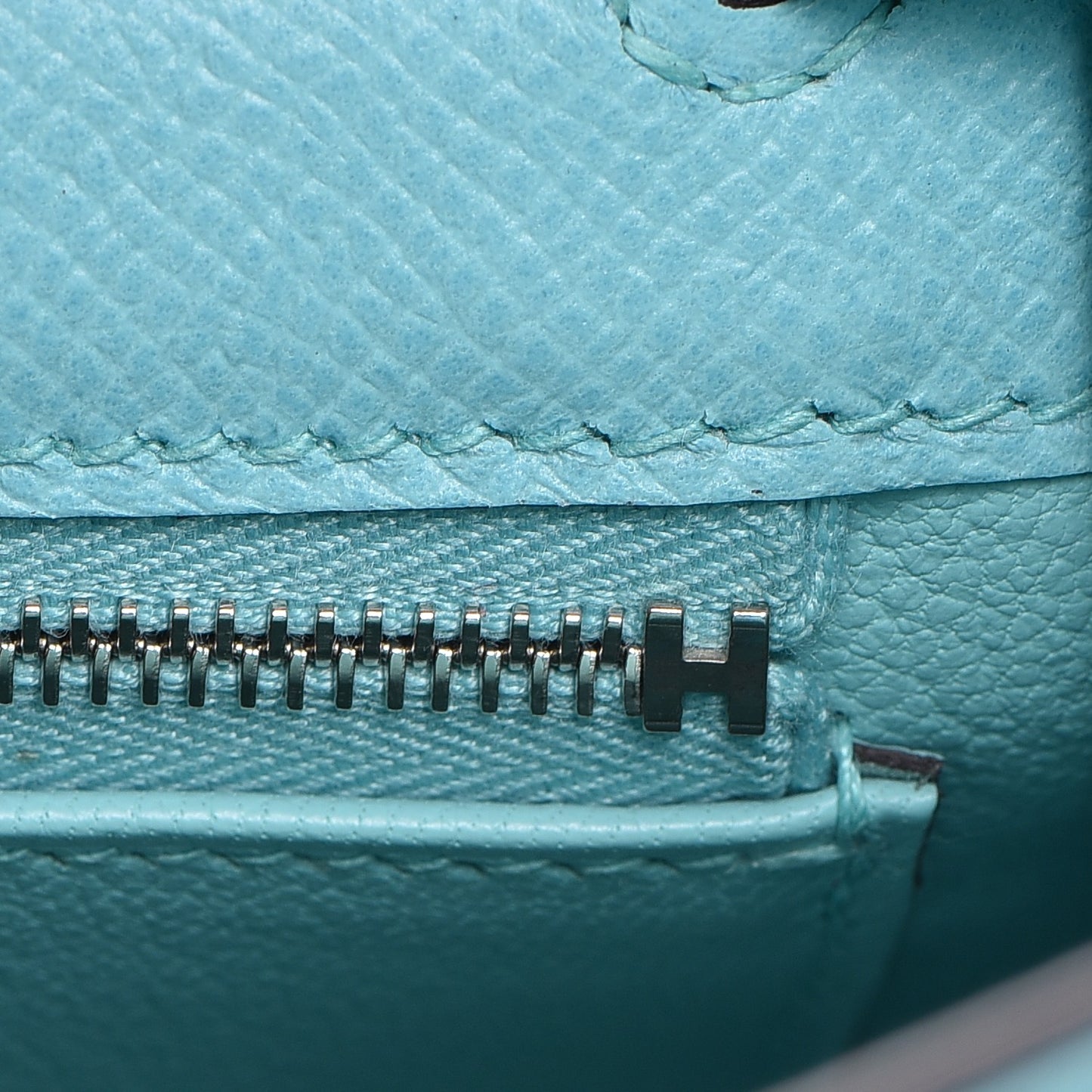 Epsom Kelly Sellier 28 Bleu Atoll