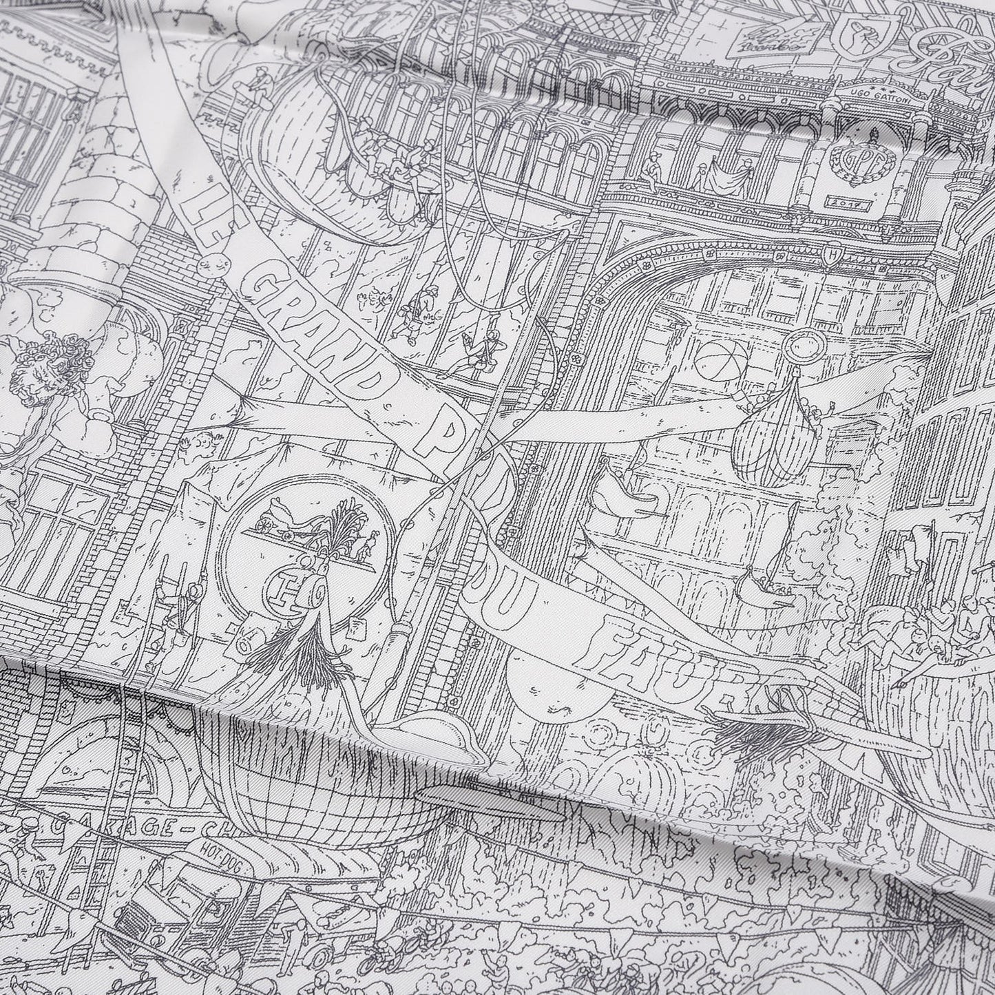 Silk Le Grand Prix Au Faubourg Scarf 90 Blanc Noir Gris