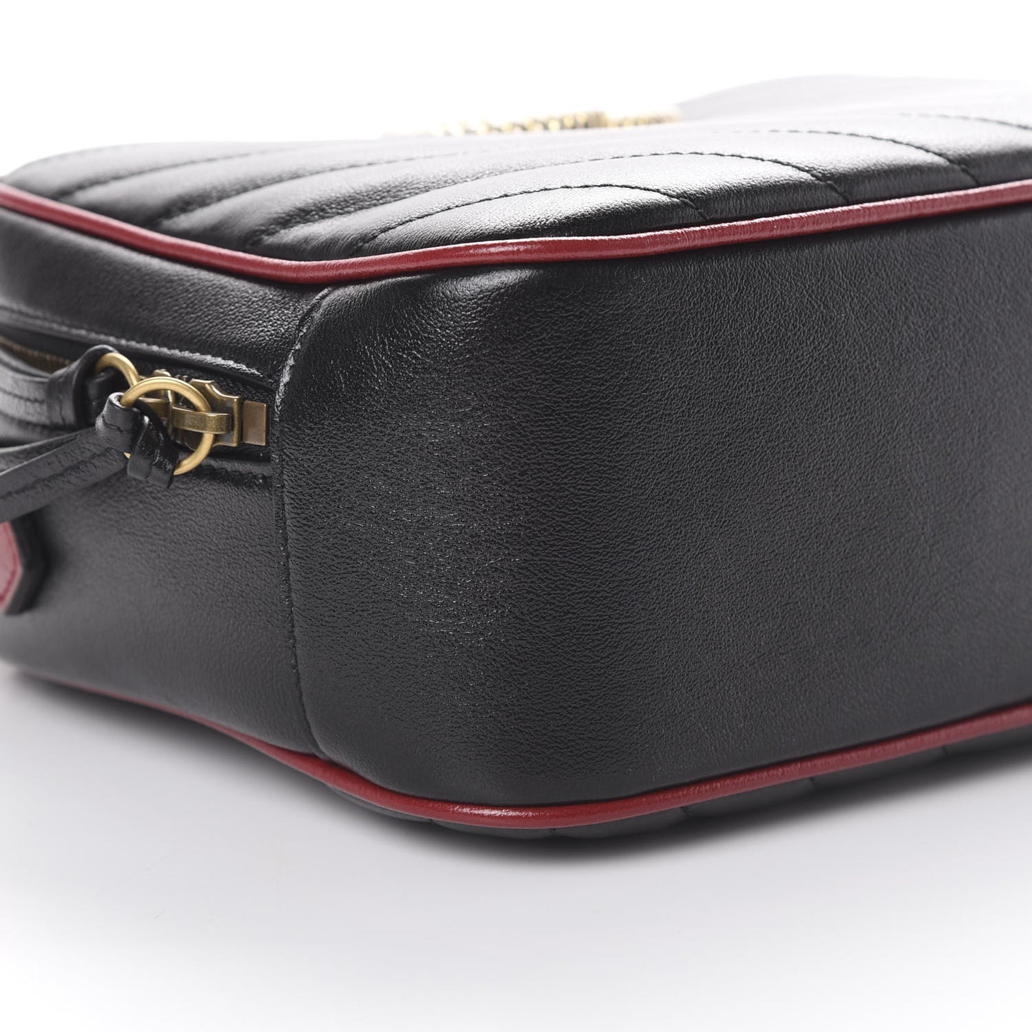 Vintage Effect Calfskin Matelasse Diagonal Small Torchon GG Marmont Bamboo Top Handle Shoulder Bag Black Romantic Cherry