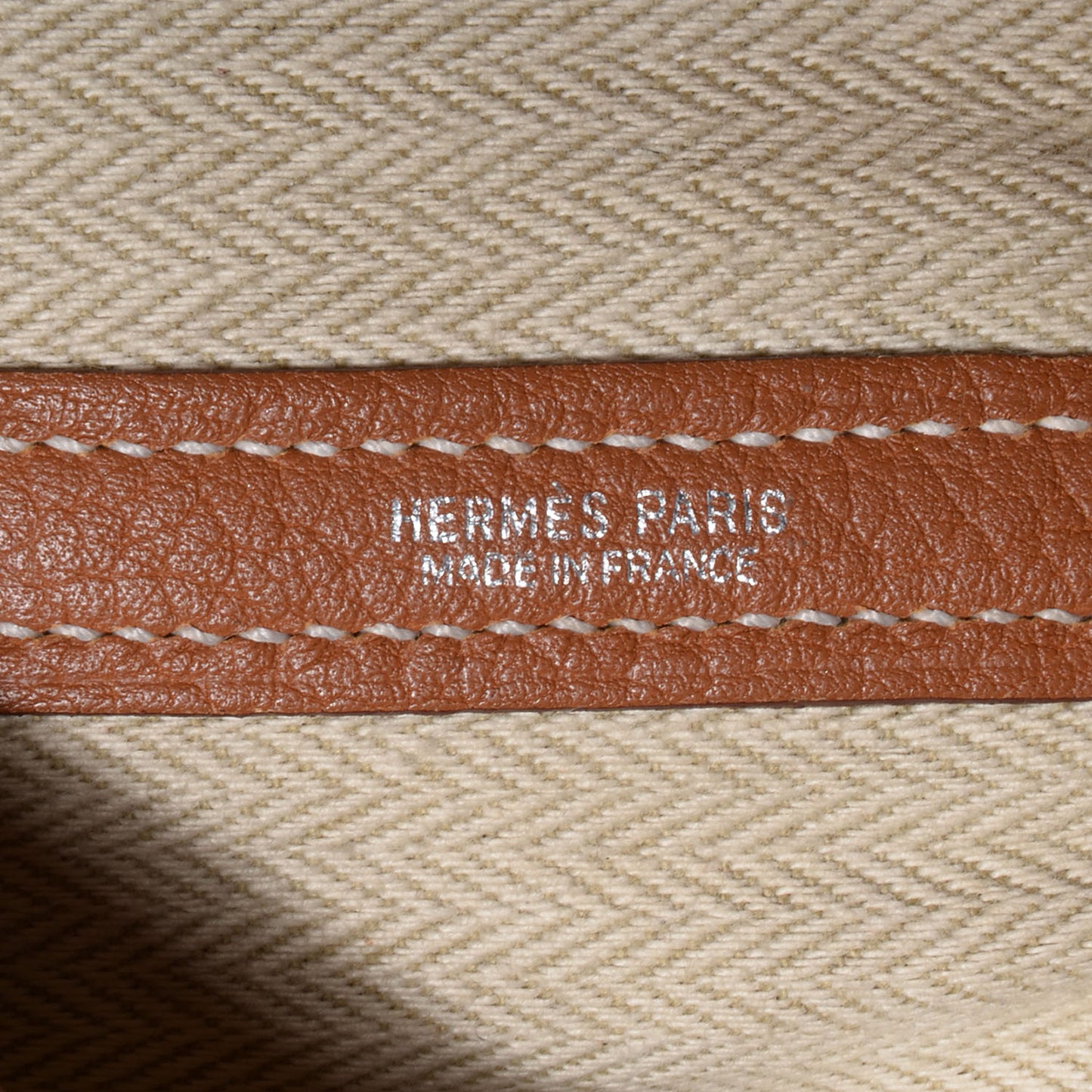 Vache Fjord Garden Party Tote 36 MM Gold