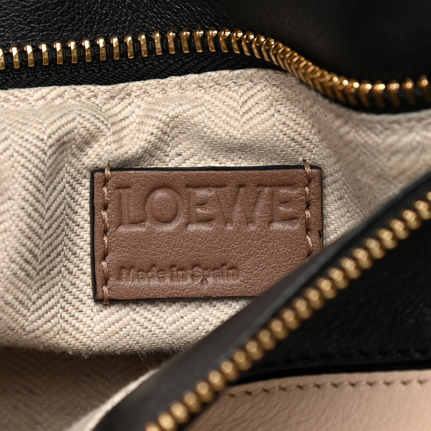 Loewe Calfskin Small Puzzle Bag Sand Hazelnut Ash 6 of 9