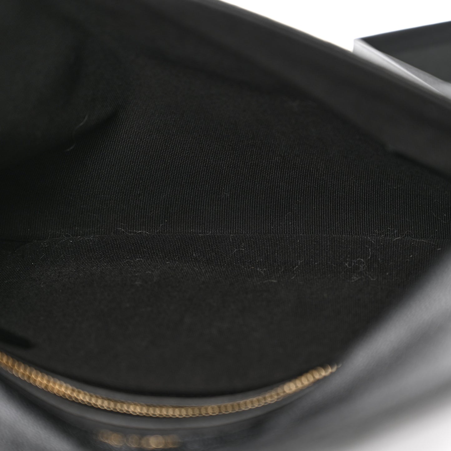 Caviar Quilted Medium Golden Class Pouch Black