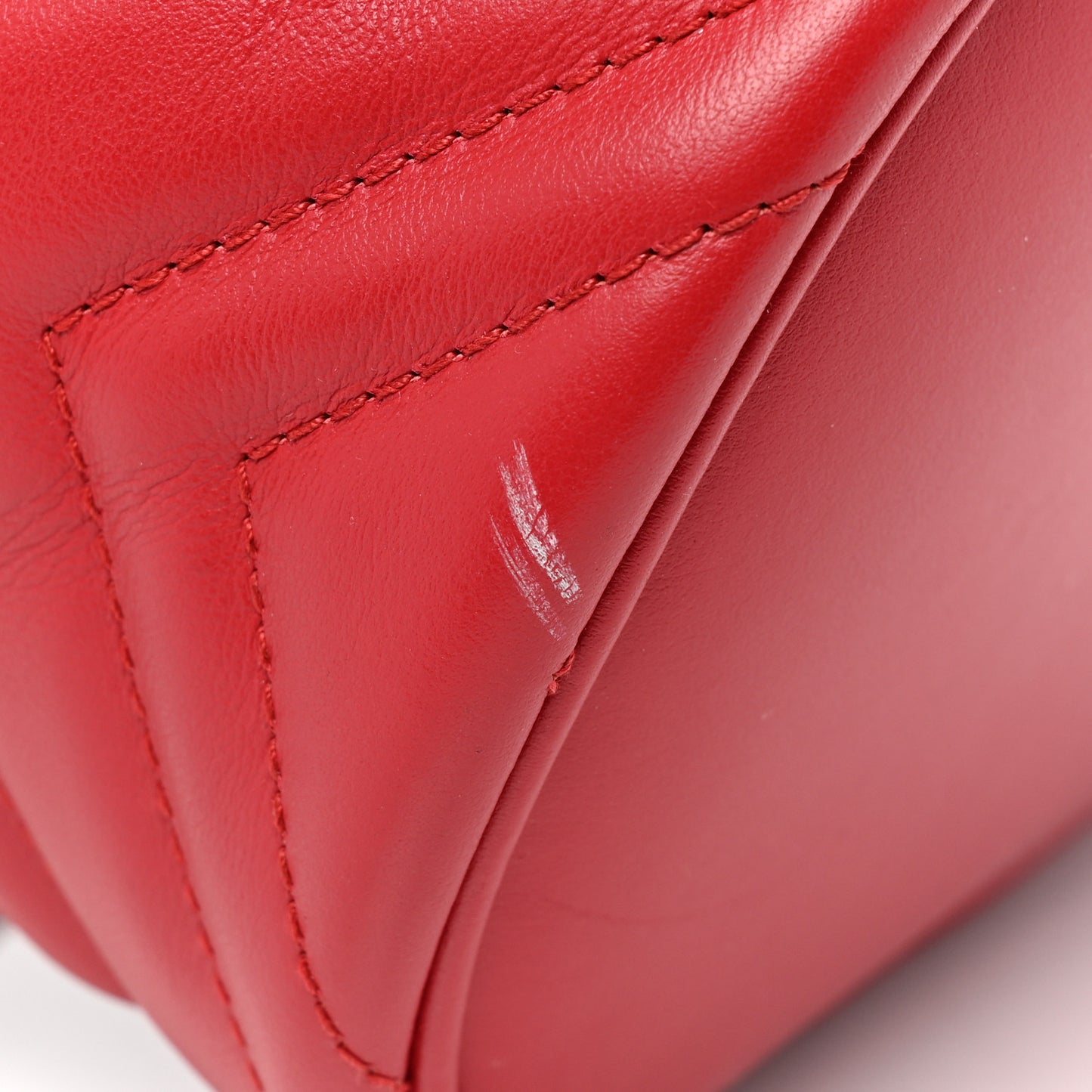 Calfskin Matelasse Mini GG Marmont Round Backpack Hibiscus Red