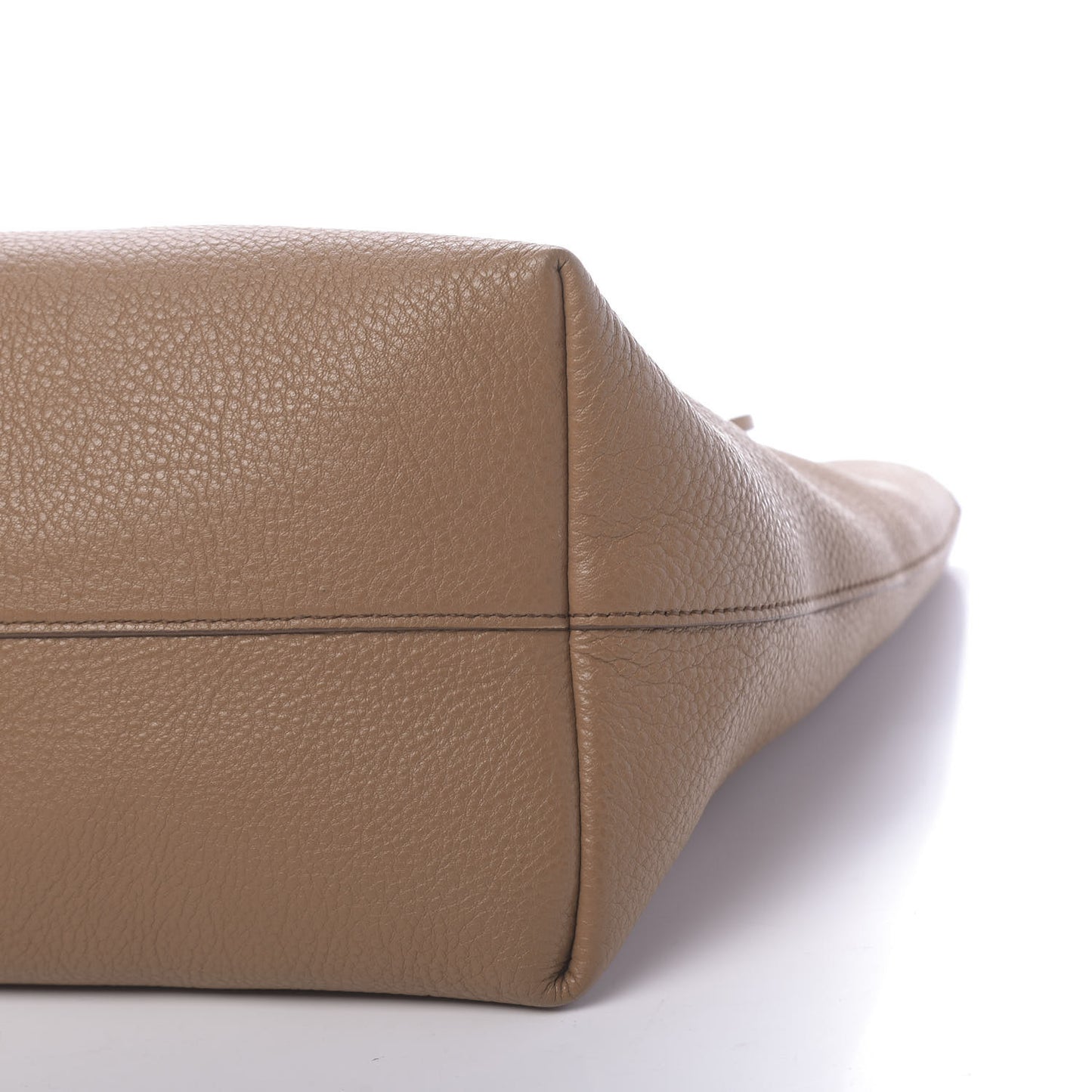 Vitello Daino Pocket Shopping Tote Caramel