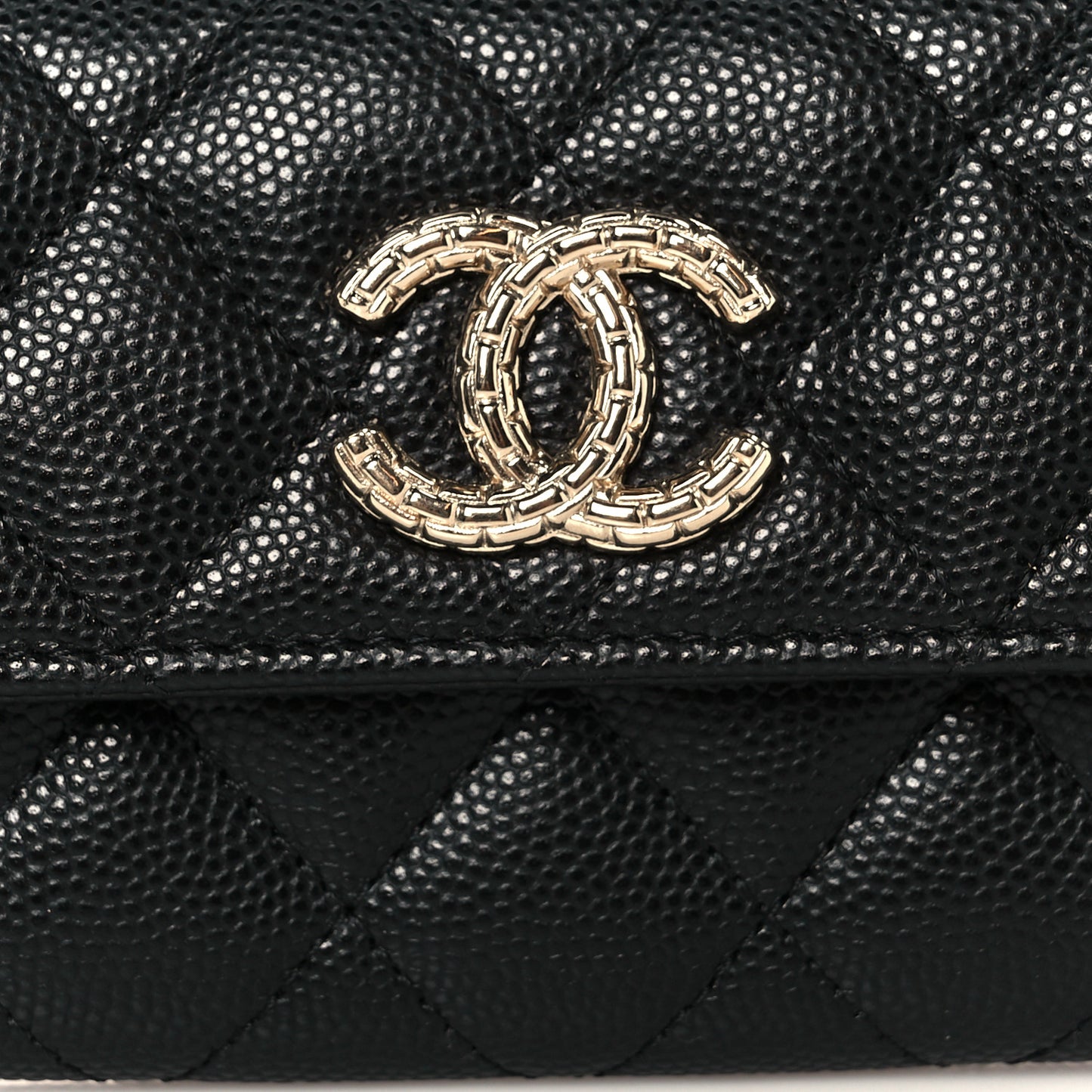 Caviar Quilted Chain CC Quilted Compact Flap Card Holder Black