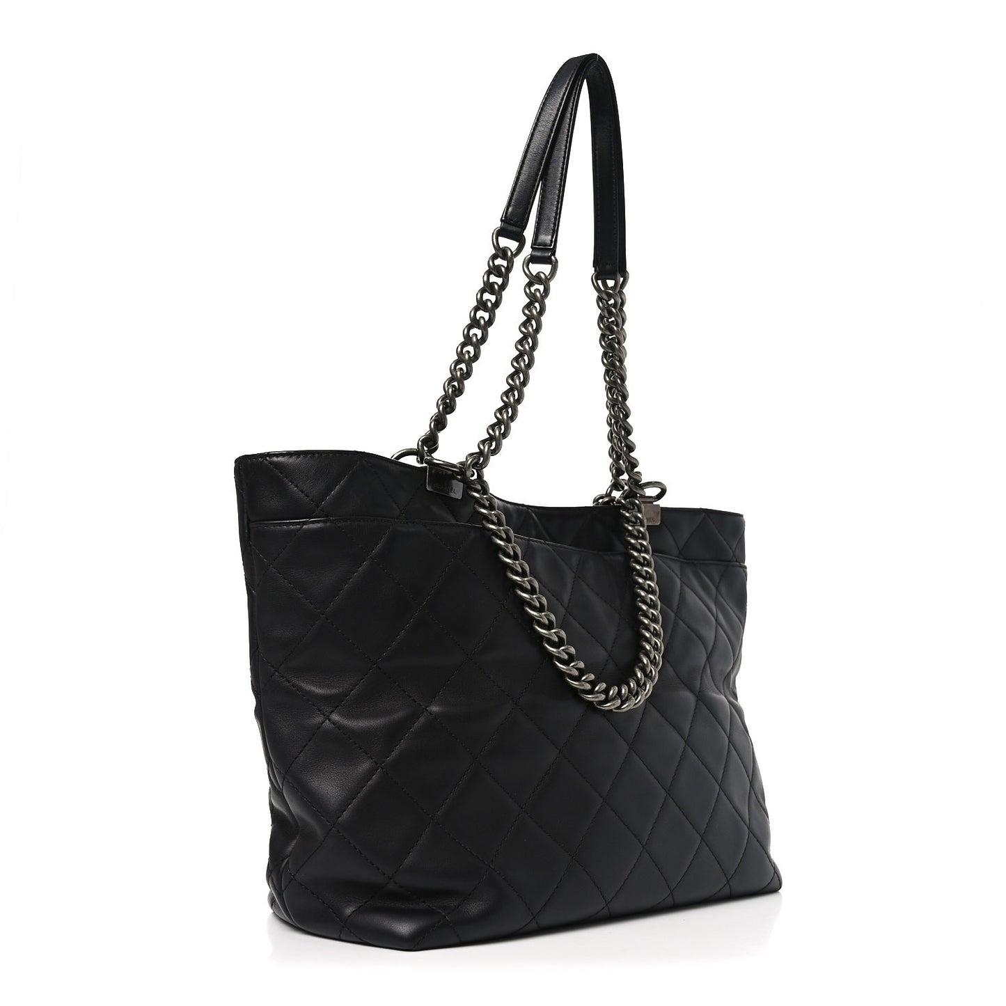 Calfskin Quilted Large Shopping In Chains Tote Black