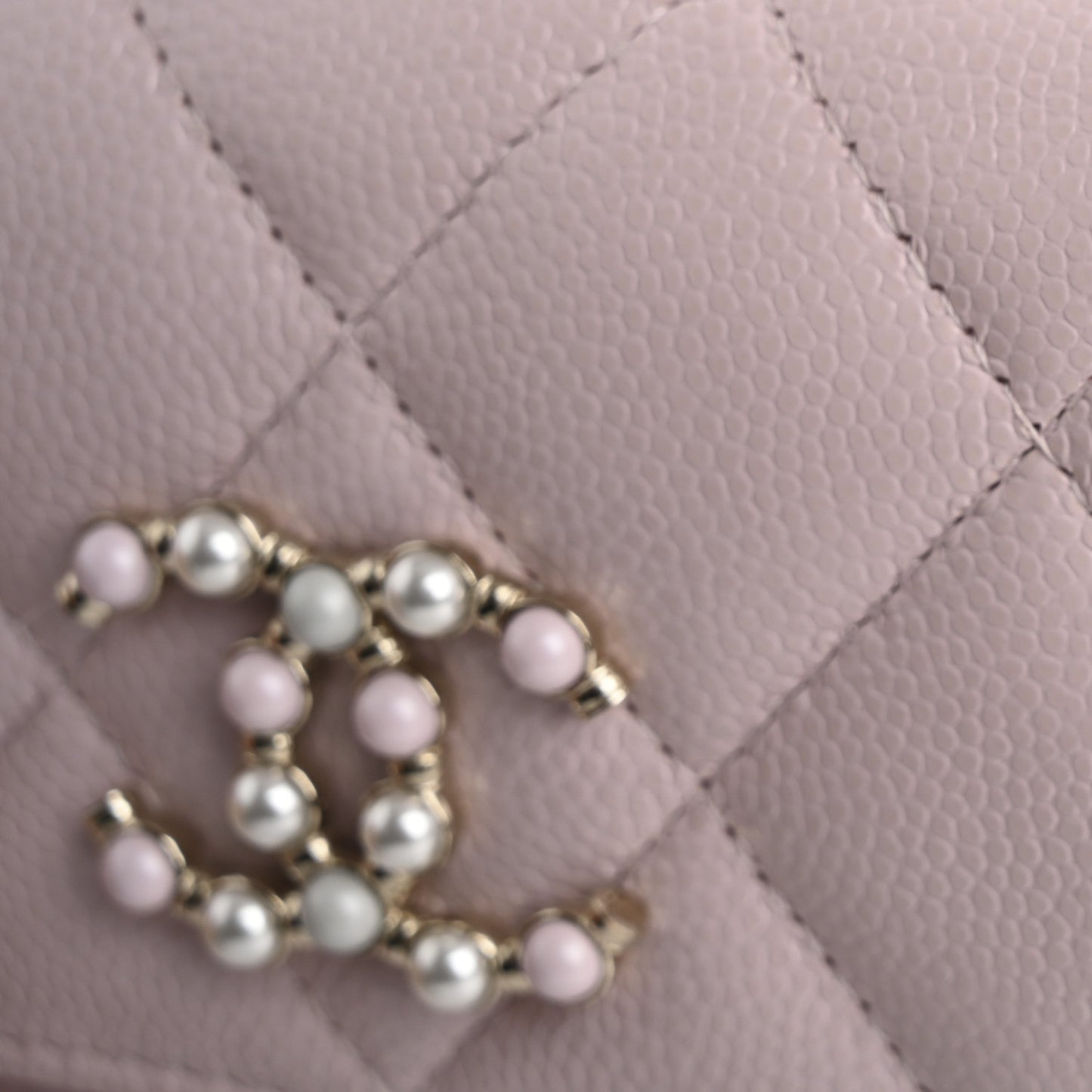 Caviar Quilted Coco Candy Card Holder On Chain Light Pink