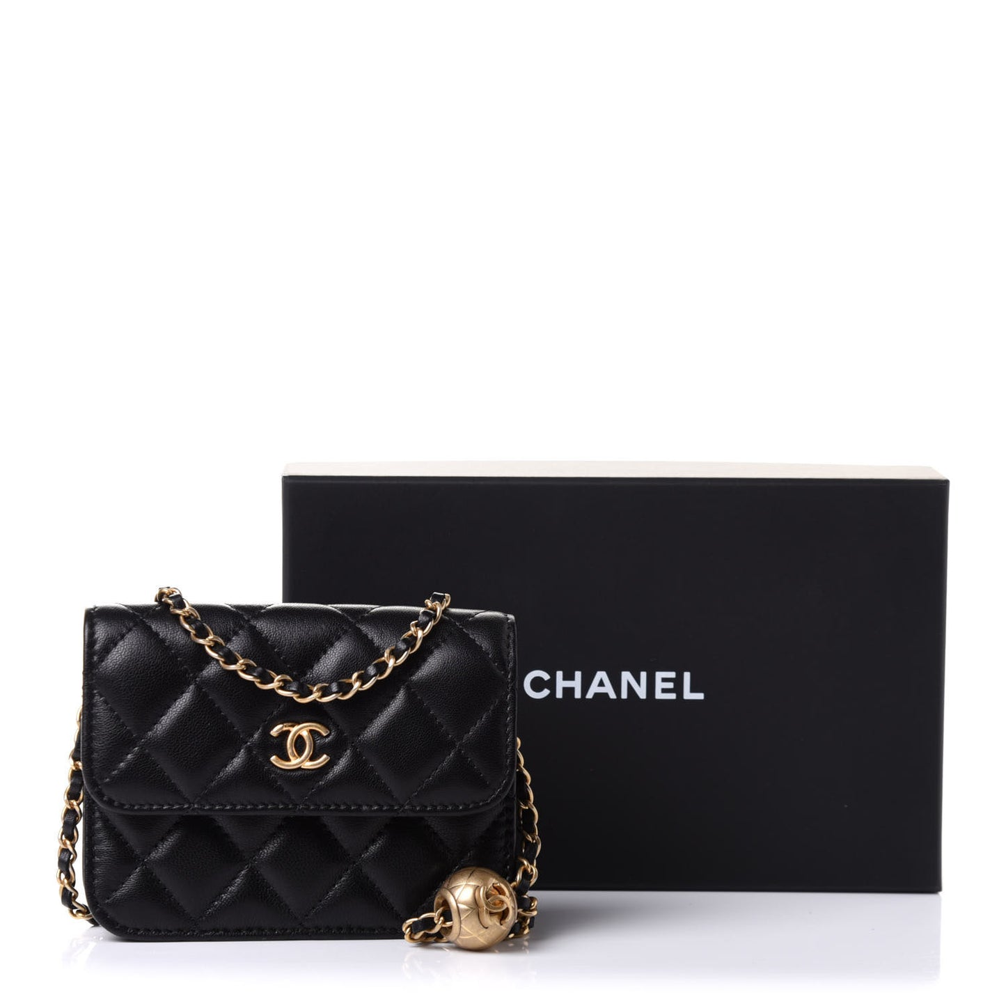 Lambskin Quilted Pearl Crush Clutch With Chain Black