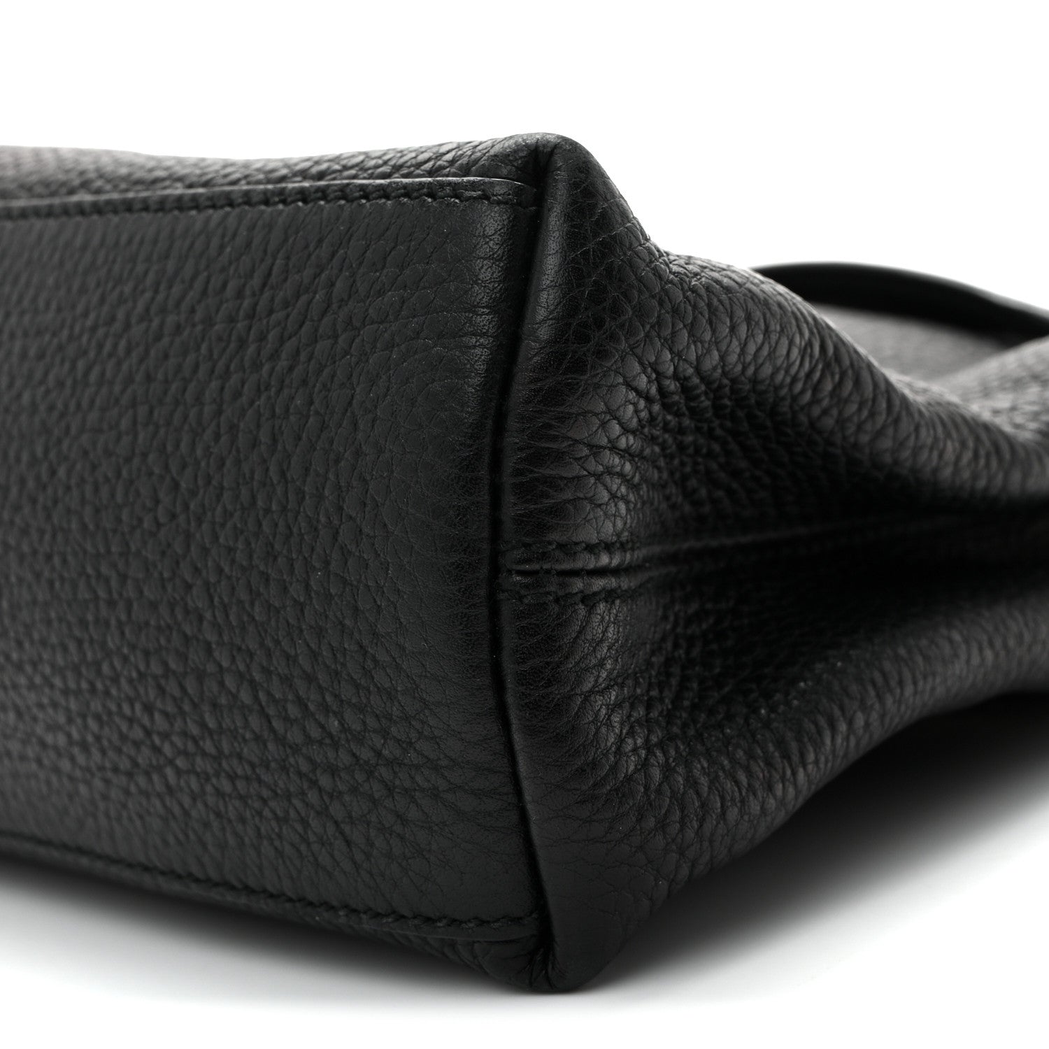 Gucci Pebbled Calfskin Small Soho Chain Shoulder Bag Black 11 of 11