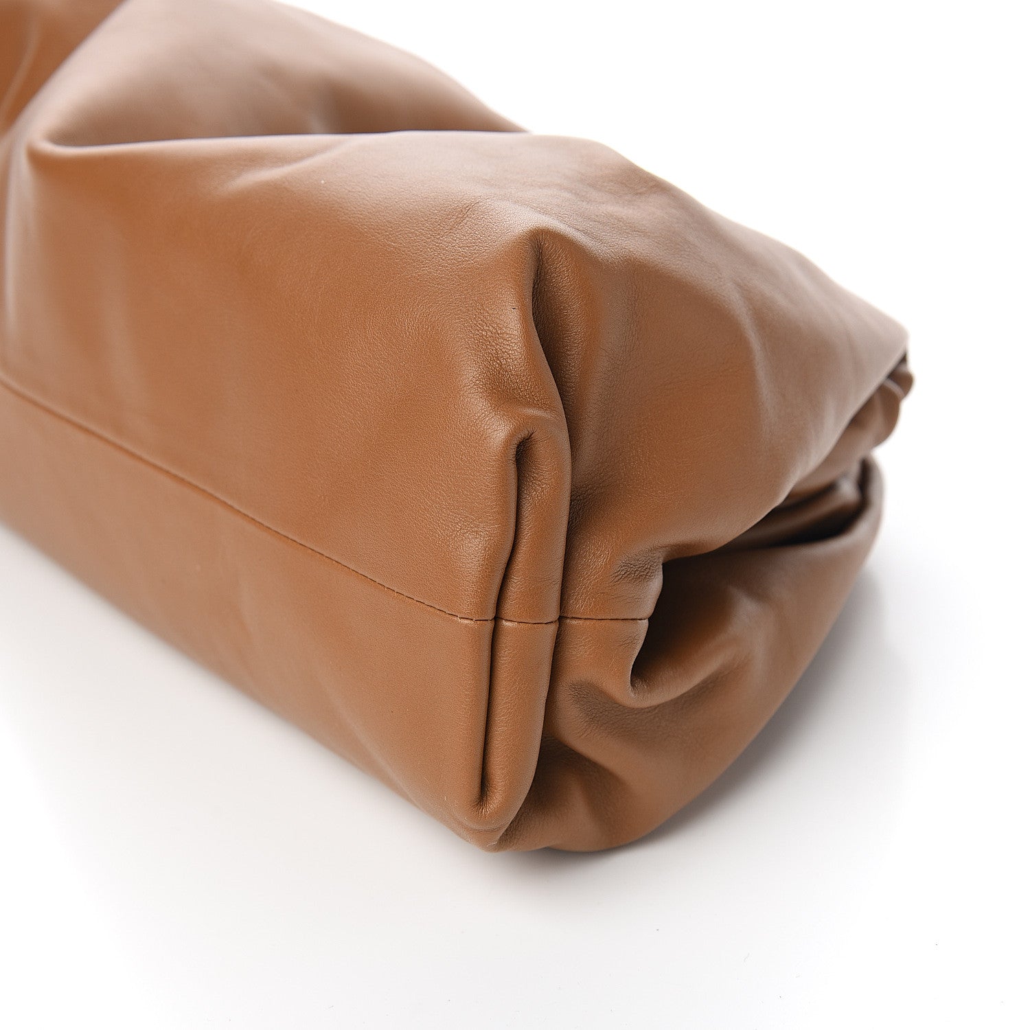 Bottega Veneta Smooth Butter Calf The Pouch Oversized Clutch Cammello 8 of 8