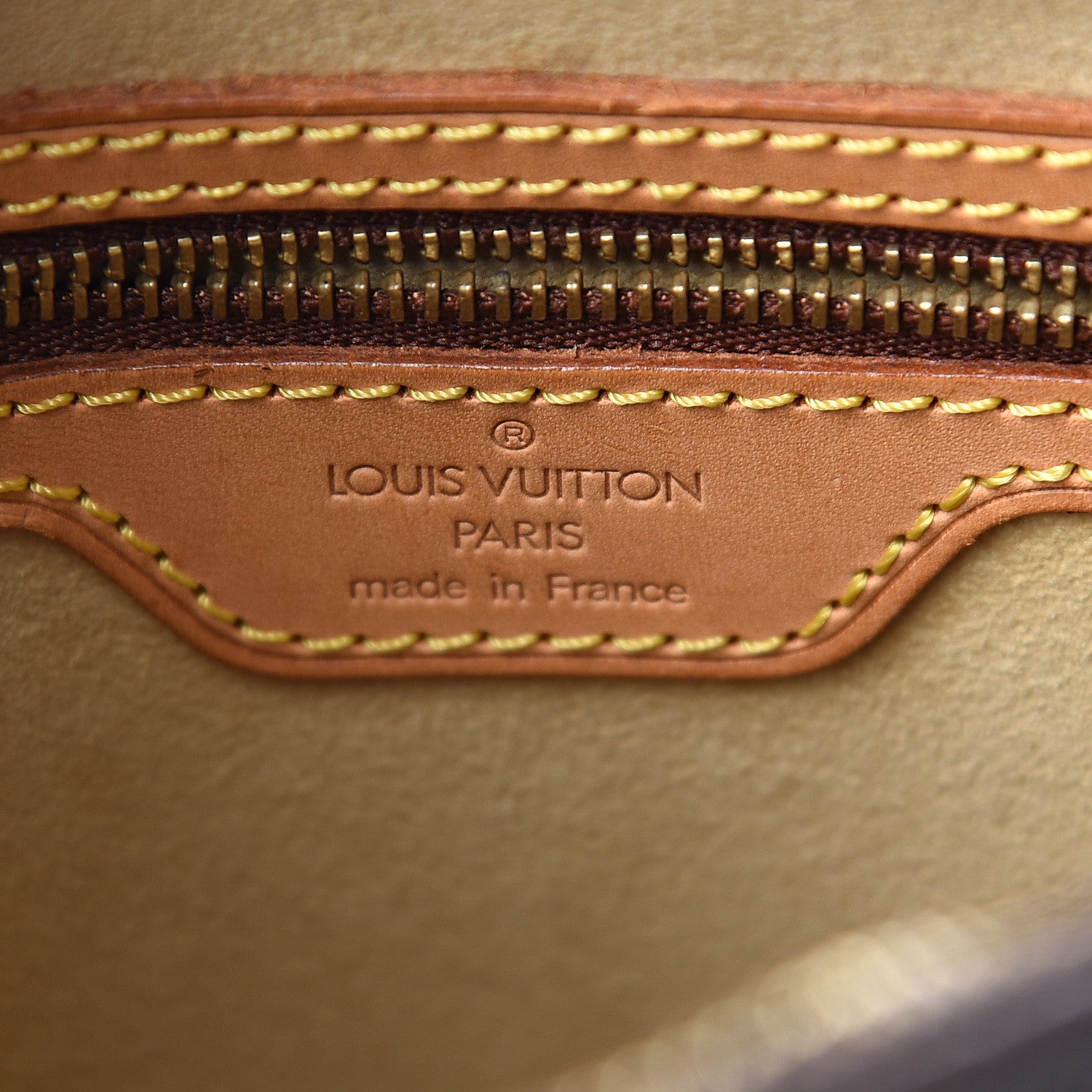 Louis Vuitton Monogram Looping MM 5 of 9