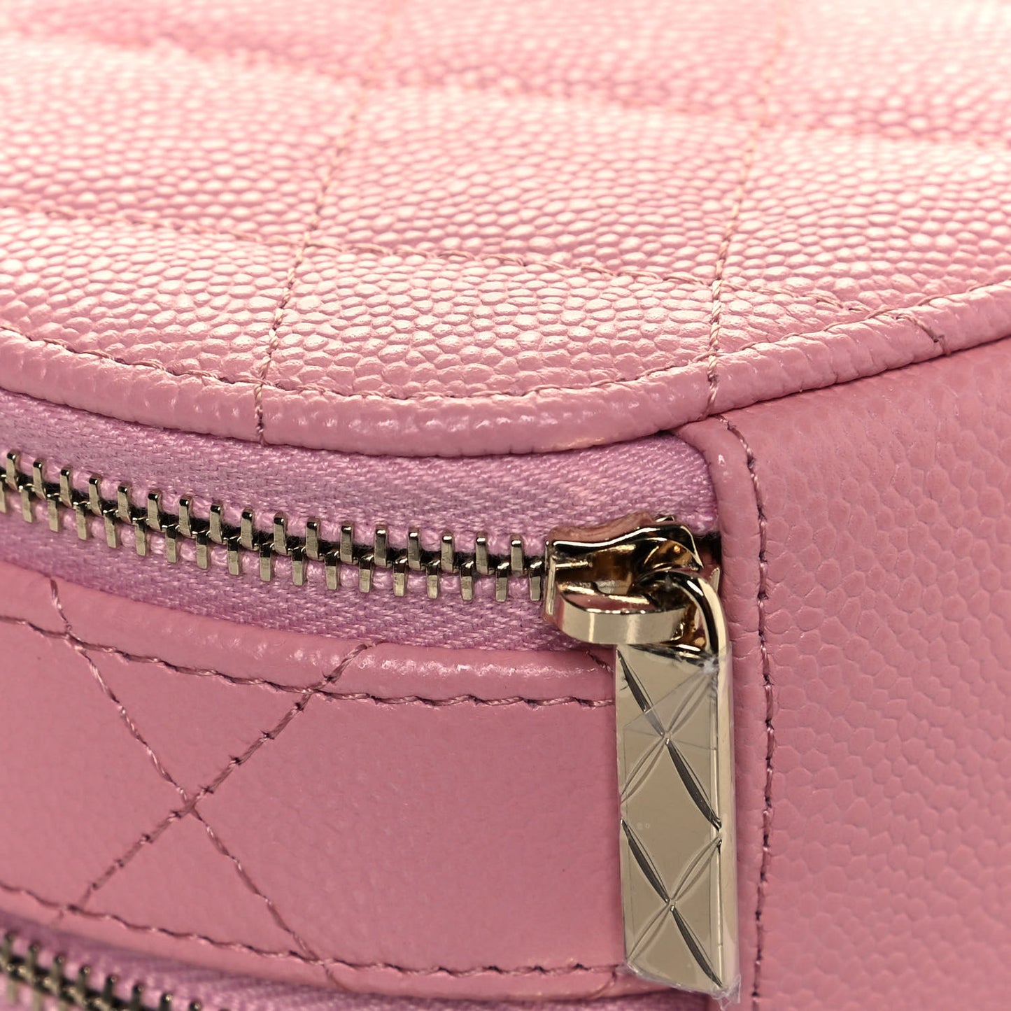 Caviar Quilted Round Handle With Care Vanity With Chain Pink