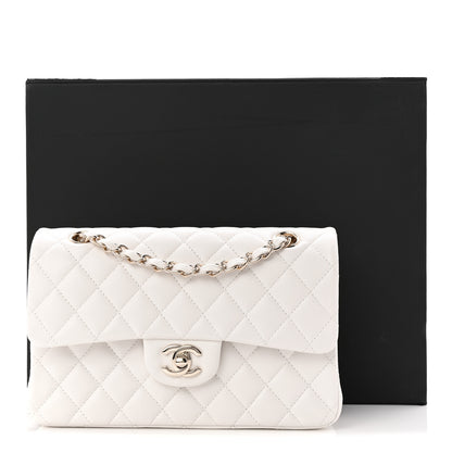 Chanel Caviar Quilted Medium Double Flap White 20 of 21
