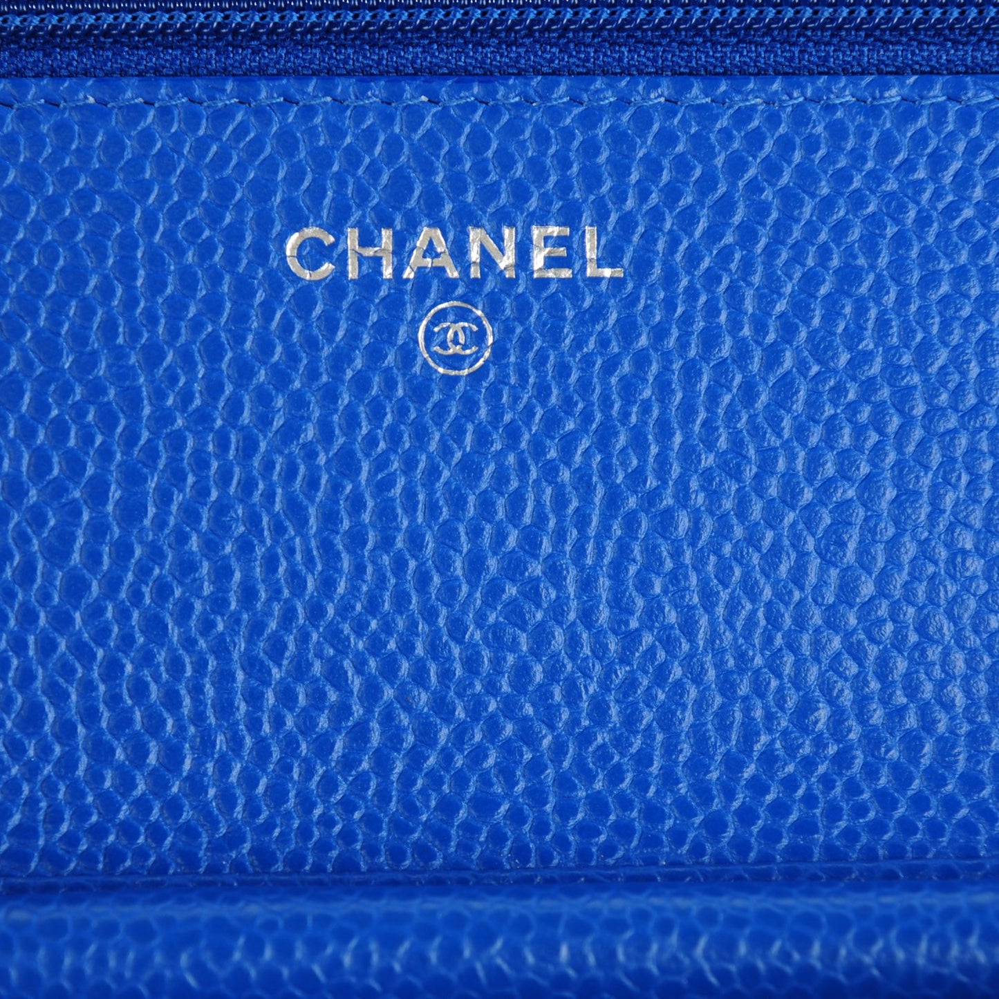 Caviar Quilted Wallet On Chain WOC Blue