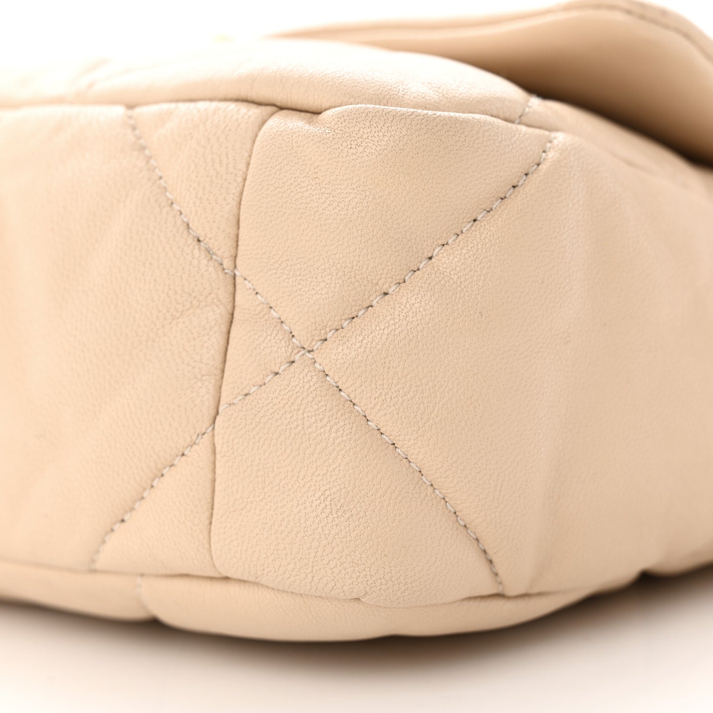 Lambskin Quilted Medium Chanel 19 Flap Beige