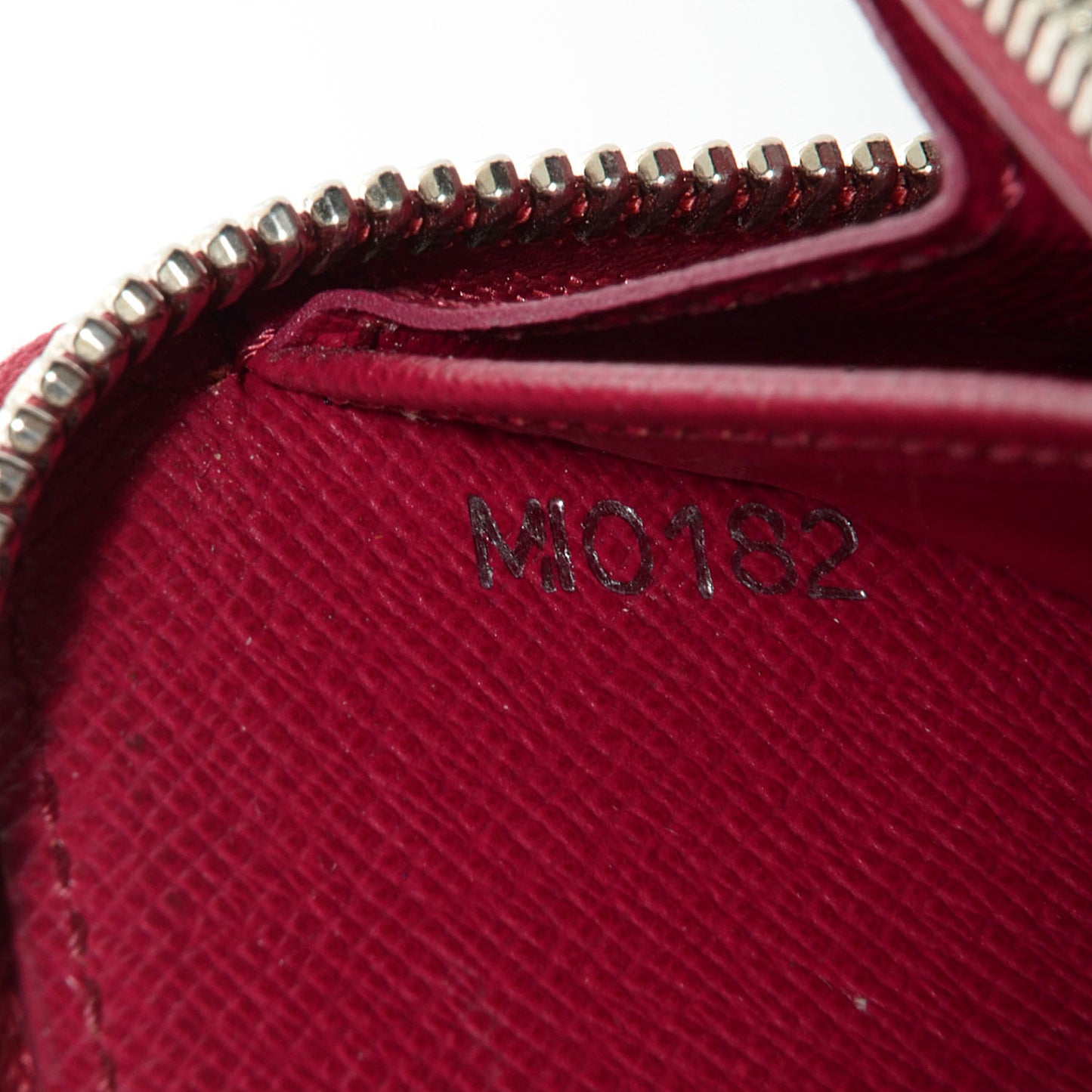 Epi Zippy Wallet Fuchsia