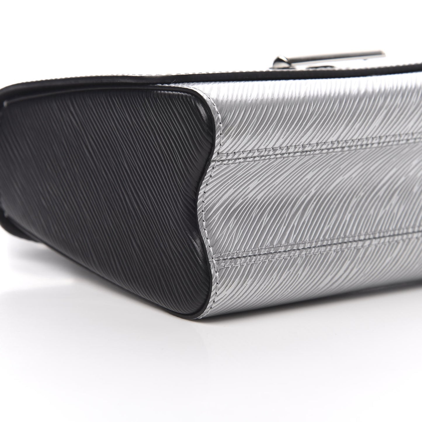 Epi Twist Shoulder Bag MM Argent