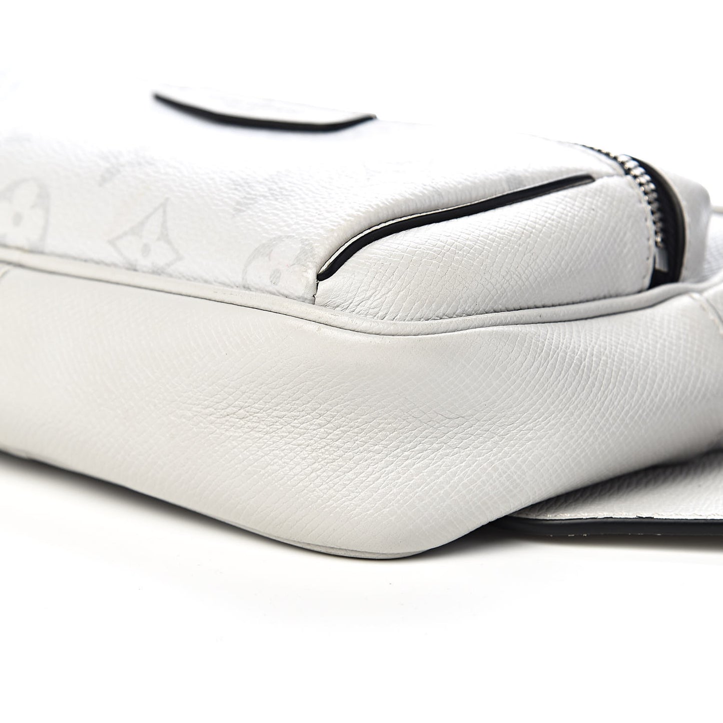 Taiga Monogram Outdoor Bumbag White