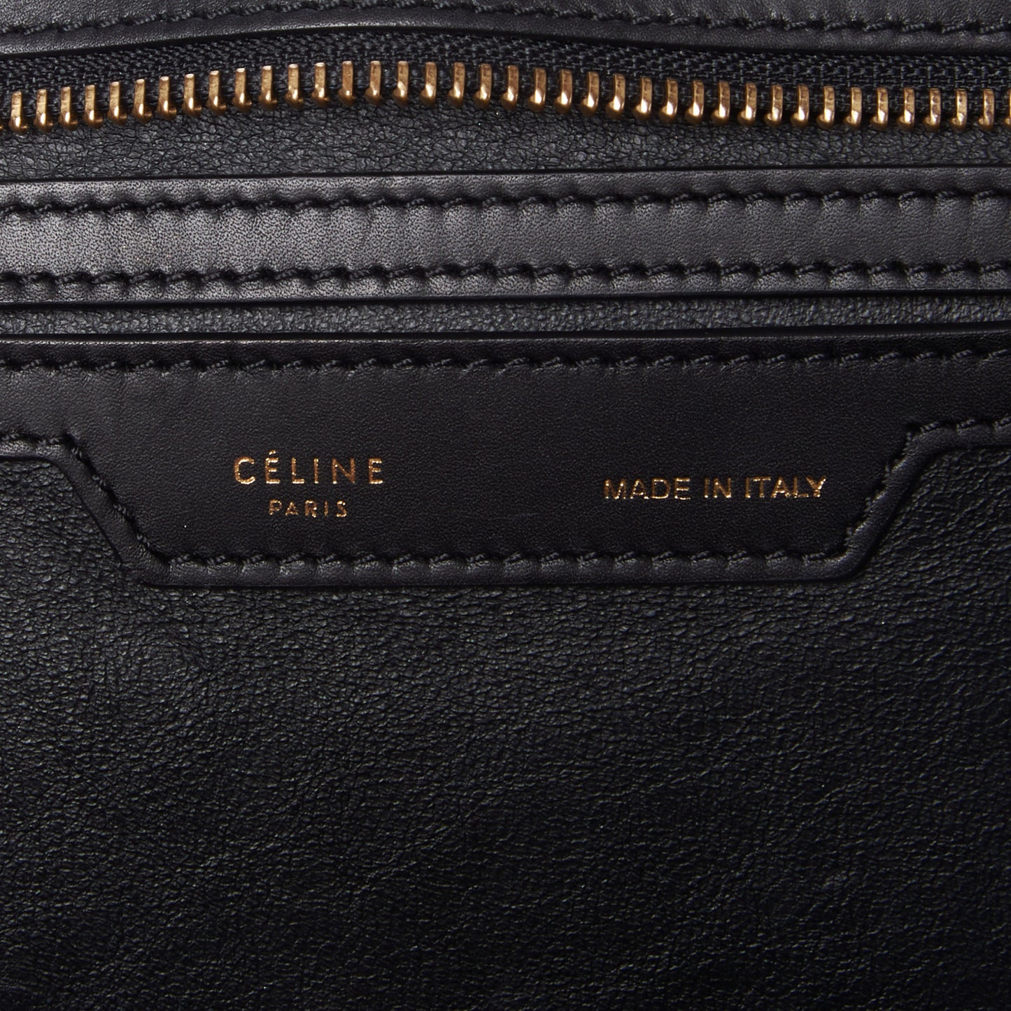 Smooth Calfskin Canvas Medium Trapeze Black