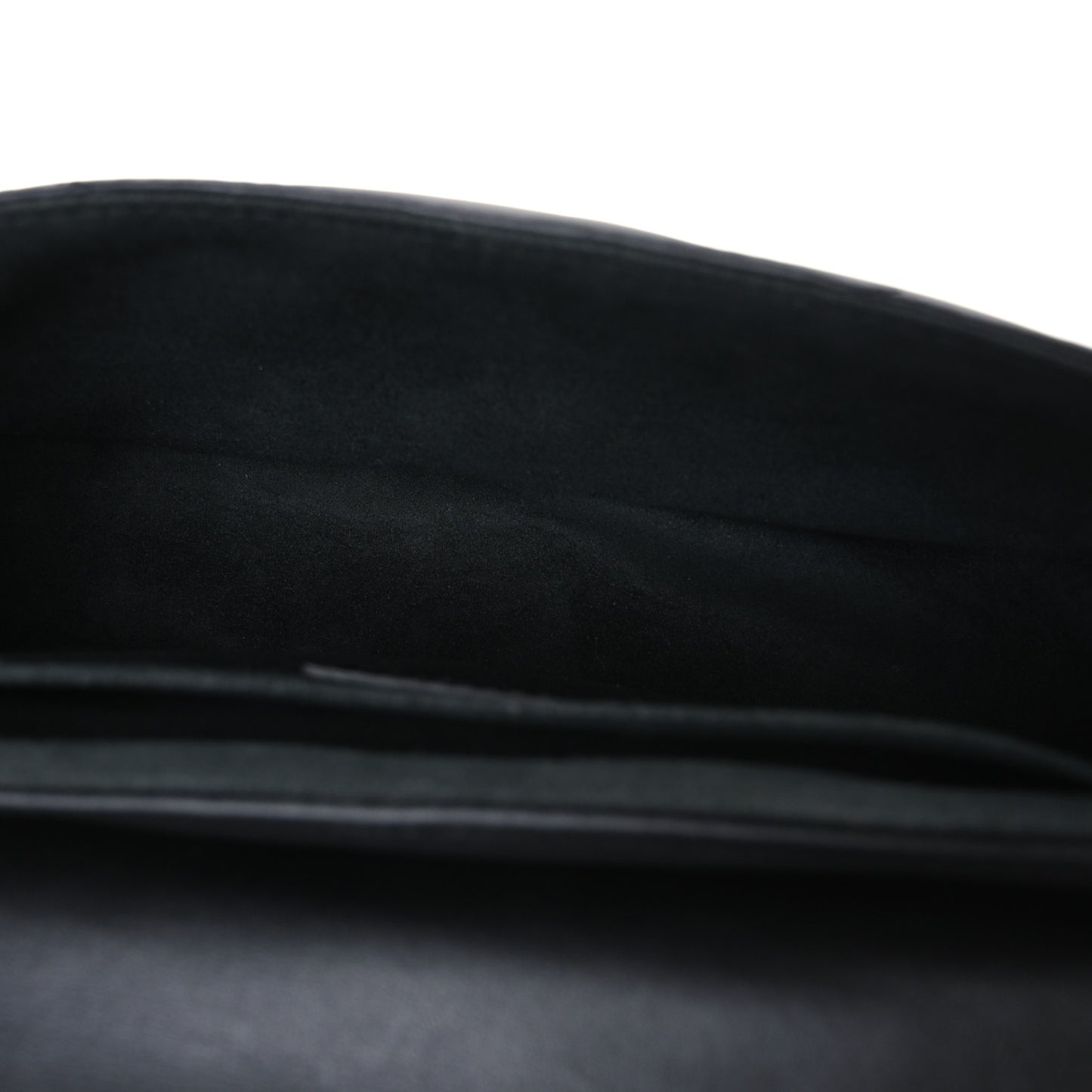 Calfskin Embroidered New Wave Chain MM Black