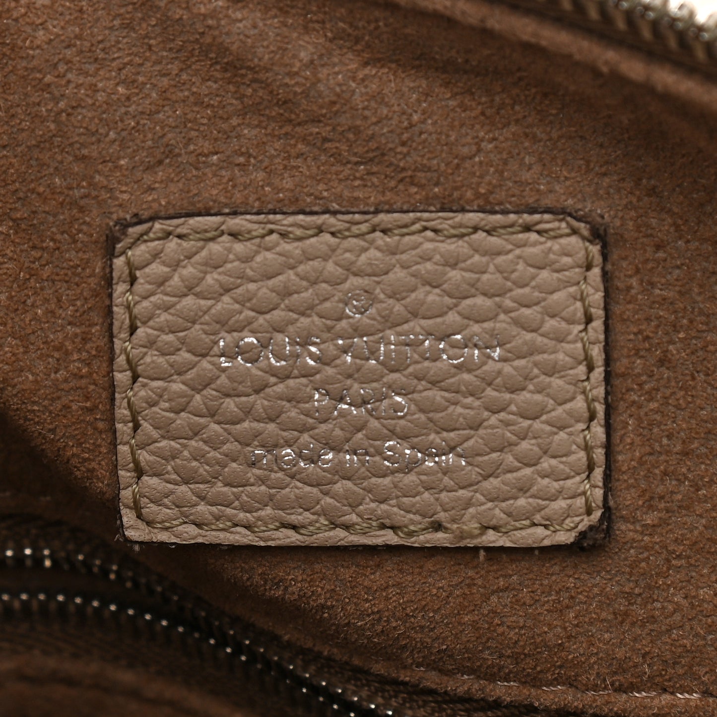 Mahina Beaubourg Hobo MM Galet