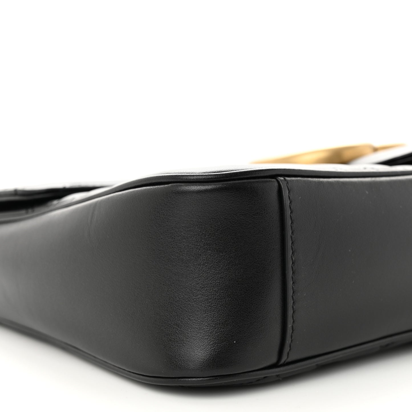 Calfskin Matelasse Medium GG Marmont Shoulder Bag Black