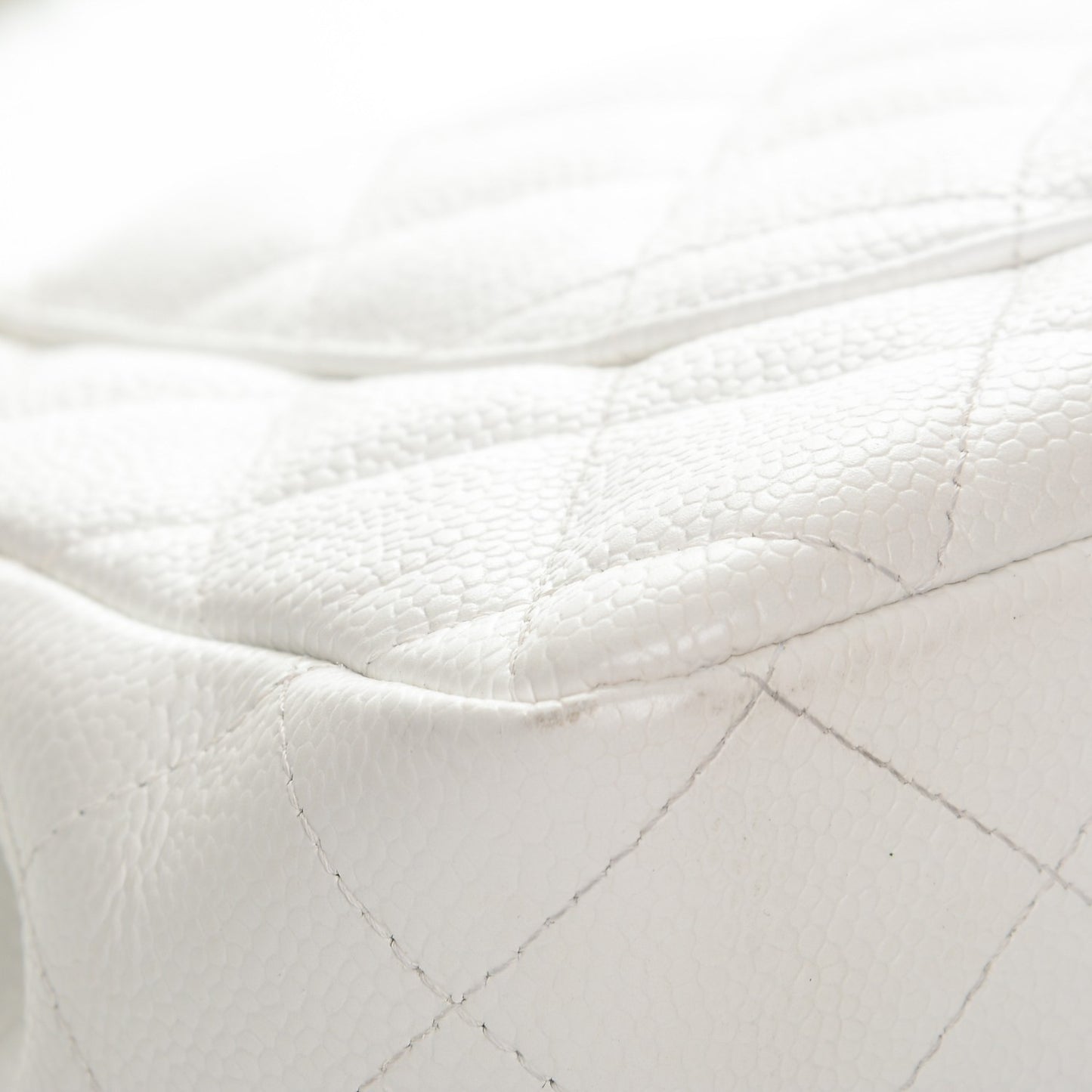 Caviar Quilted Jumbo Single Flap White