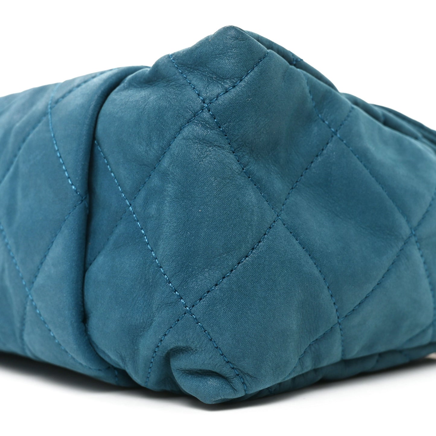 Iridescent Calfskin Large Chic Quilt Flap Blue