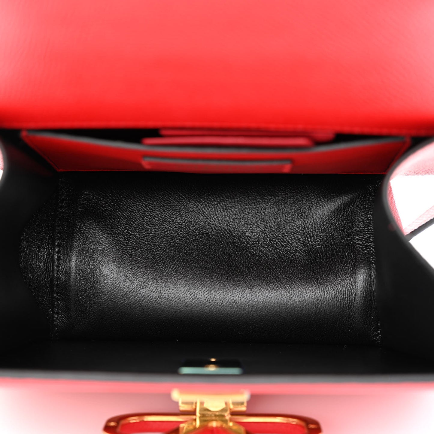 Grained Calfskin Small VSling Shoulder Bag Red