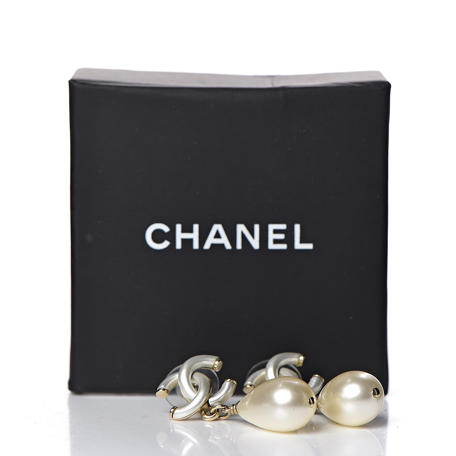 Chanel Pearl CC Drop Earrings Gold Pearly White 5 of 5