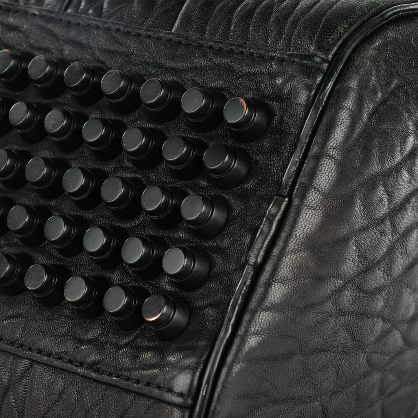 Pebbled Lambskin Rocco Black Matte Black Hardware