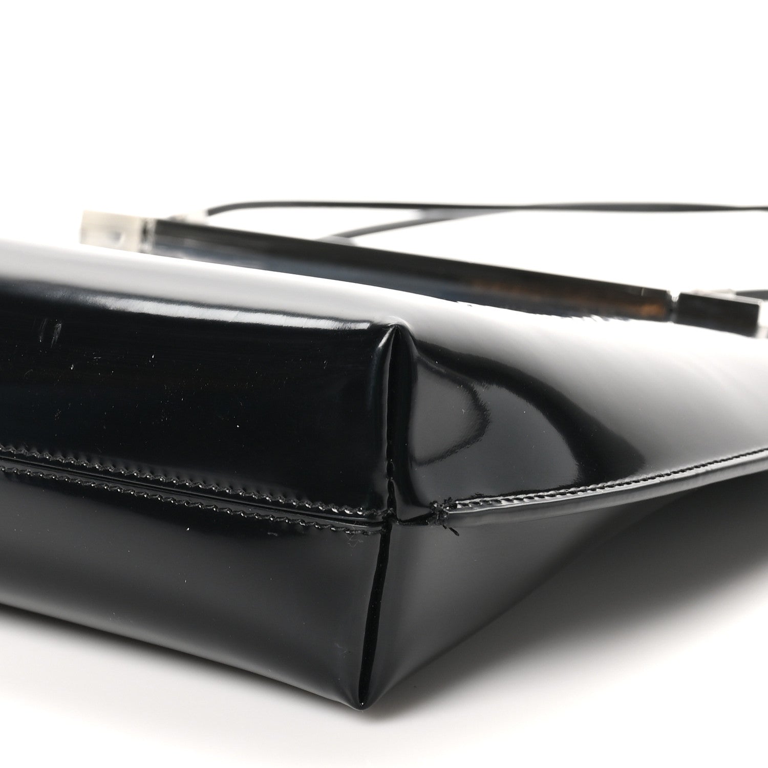 Saint Laurent Patent Calfskin Suzanne Shopping Tote Black 15 of 17