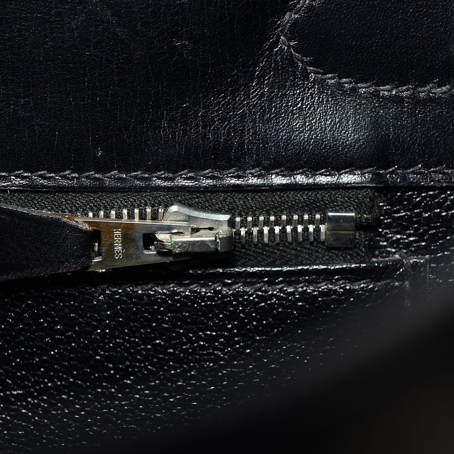 Box Toile Lakis Kelly 40 Black