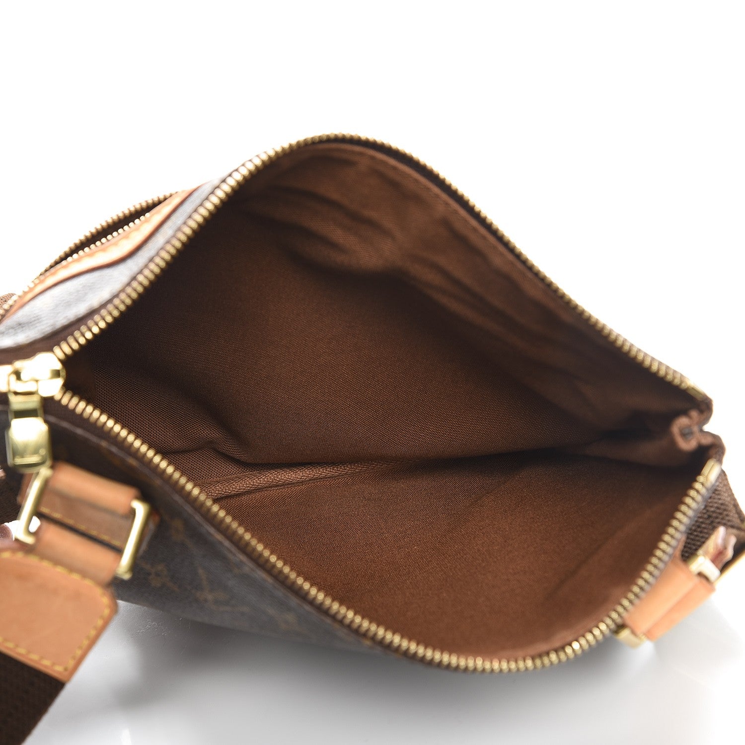 Louis Vuitton Monogram Bosphore Pochette 5 of 12