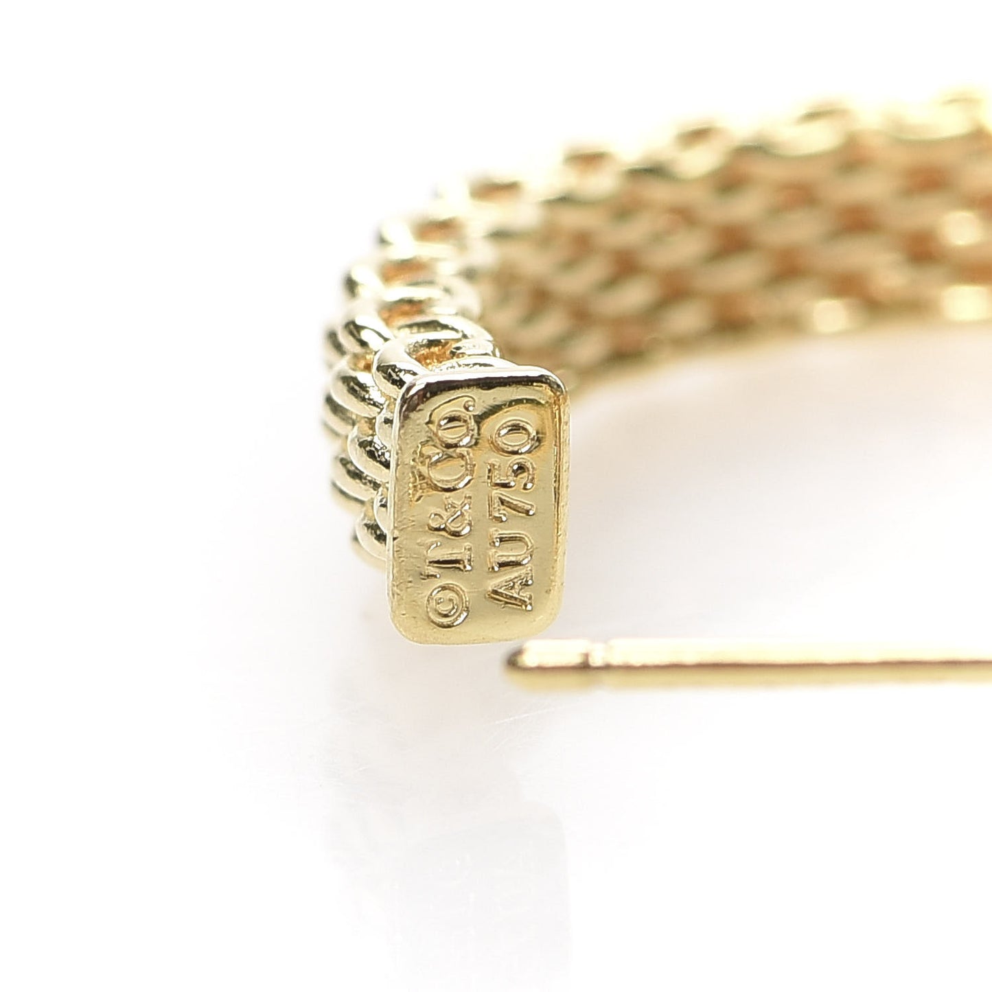 18K Yellow Gold Medium Somerset Hoop Earrings