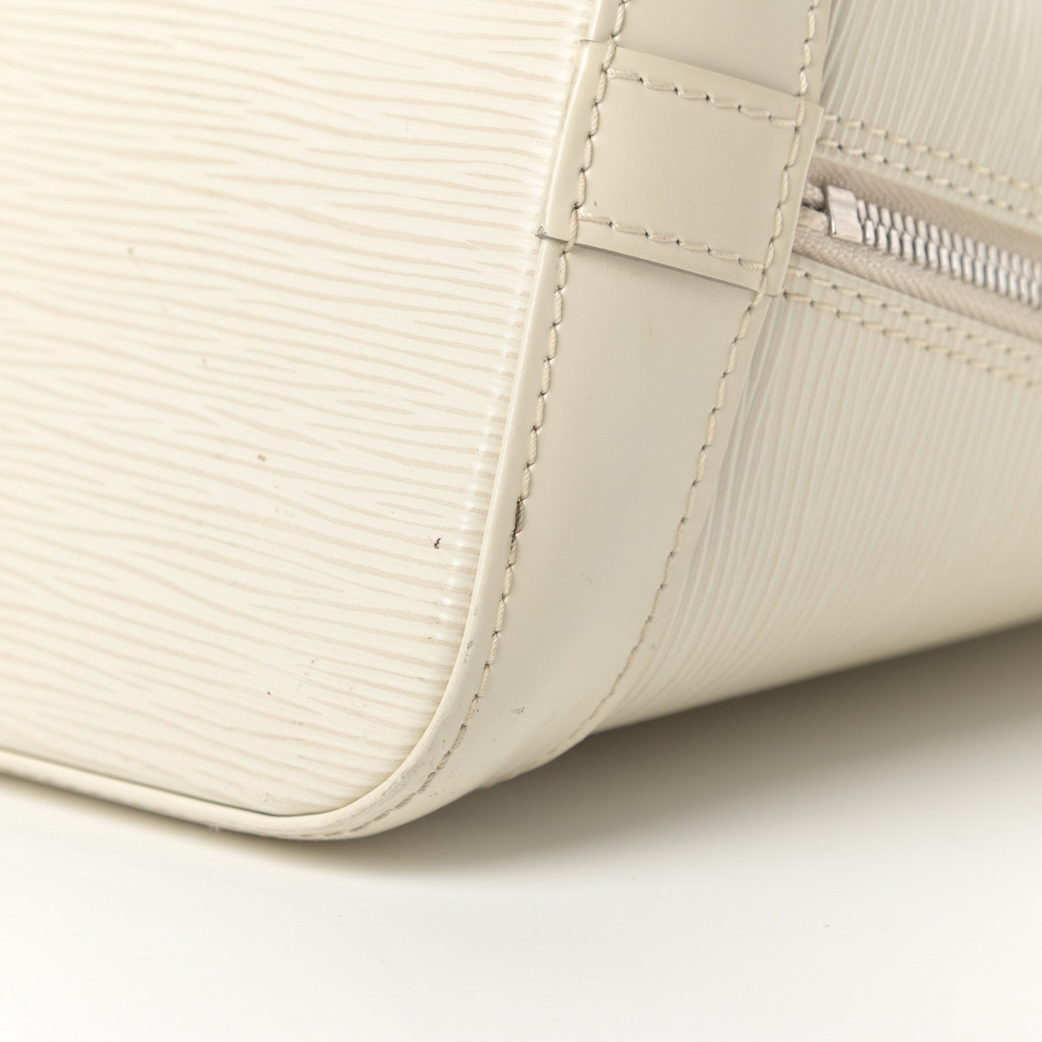 Louis Vuitton Epi Alma PM Ivory 10 of 14
