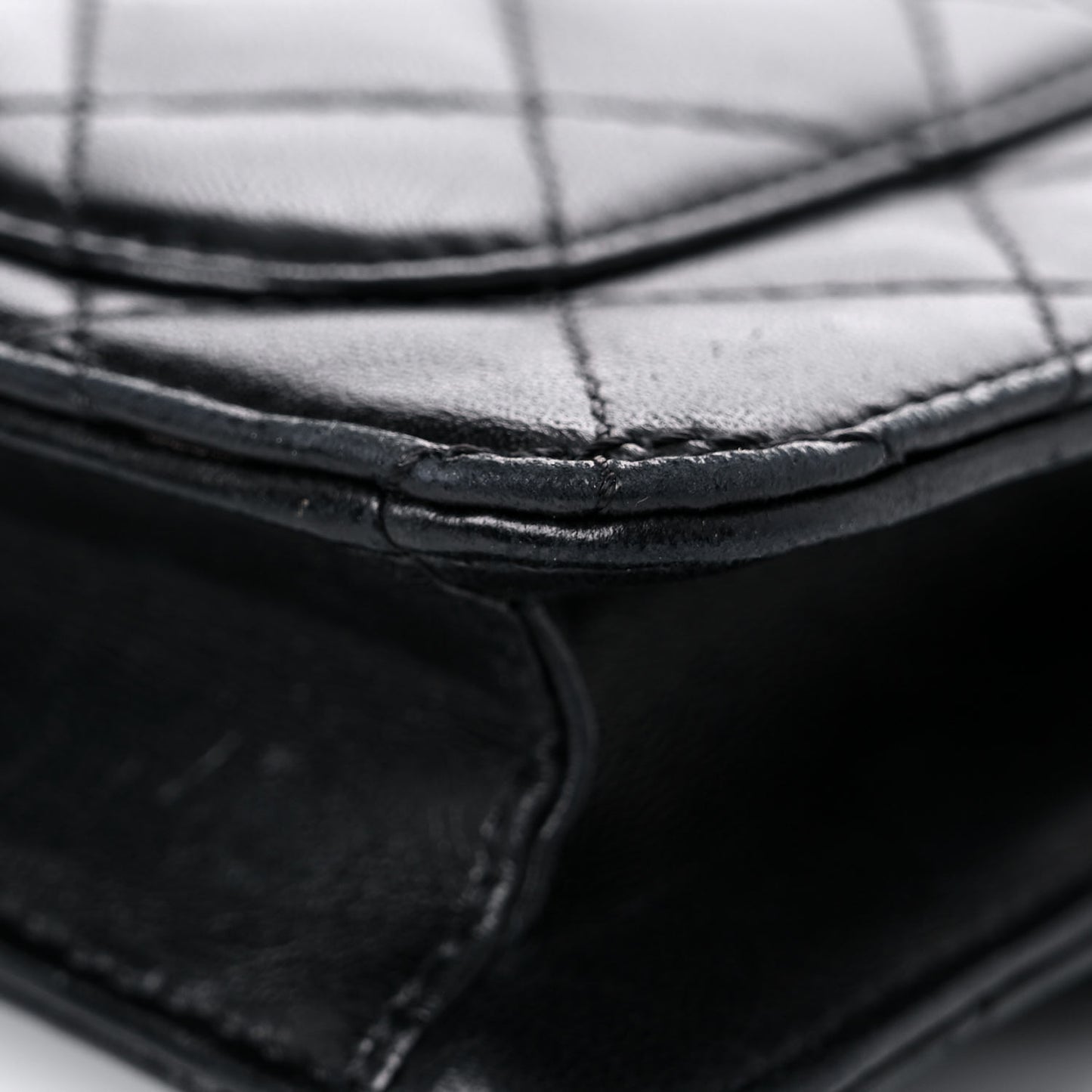 Lambskin Quilted Medium Crossing Times Flap Black