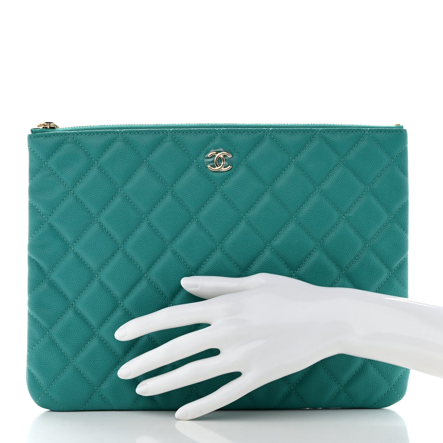Caviar Quilted Medium Cosmetic Case Turquoise