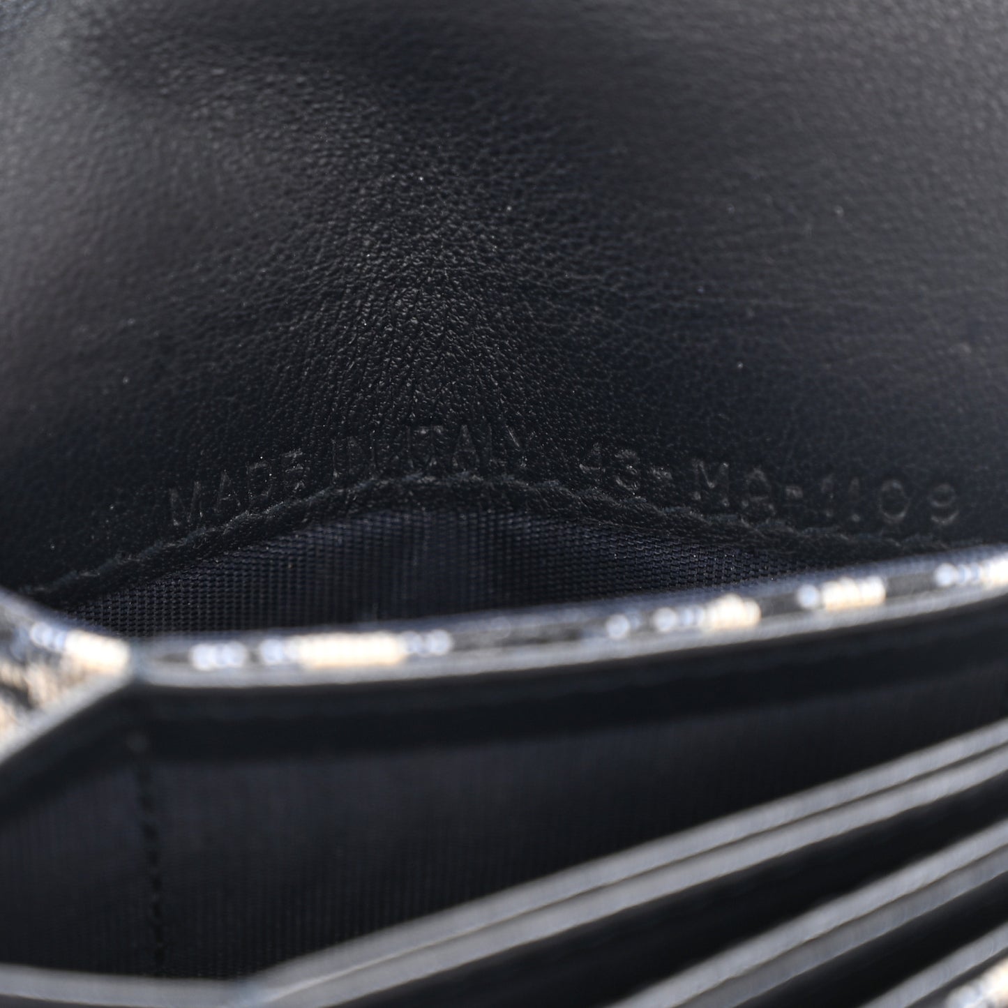 Oblique Saddle 5-Gusset Card Holder Blue