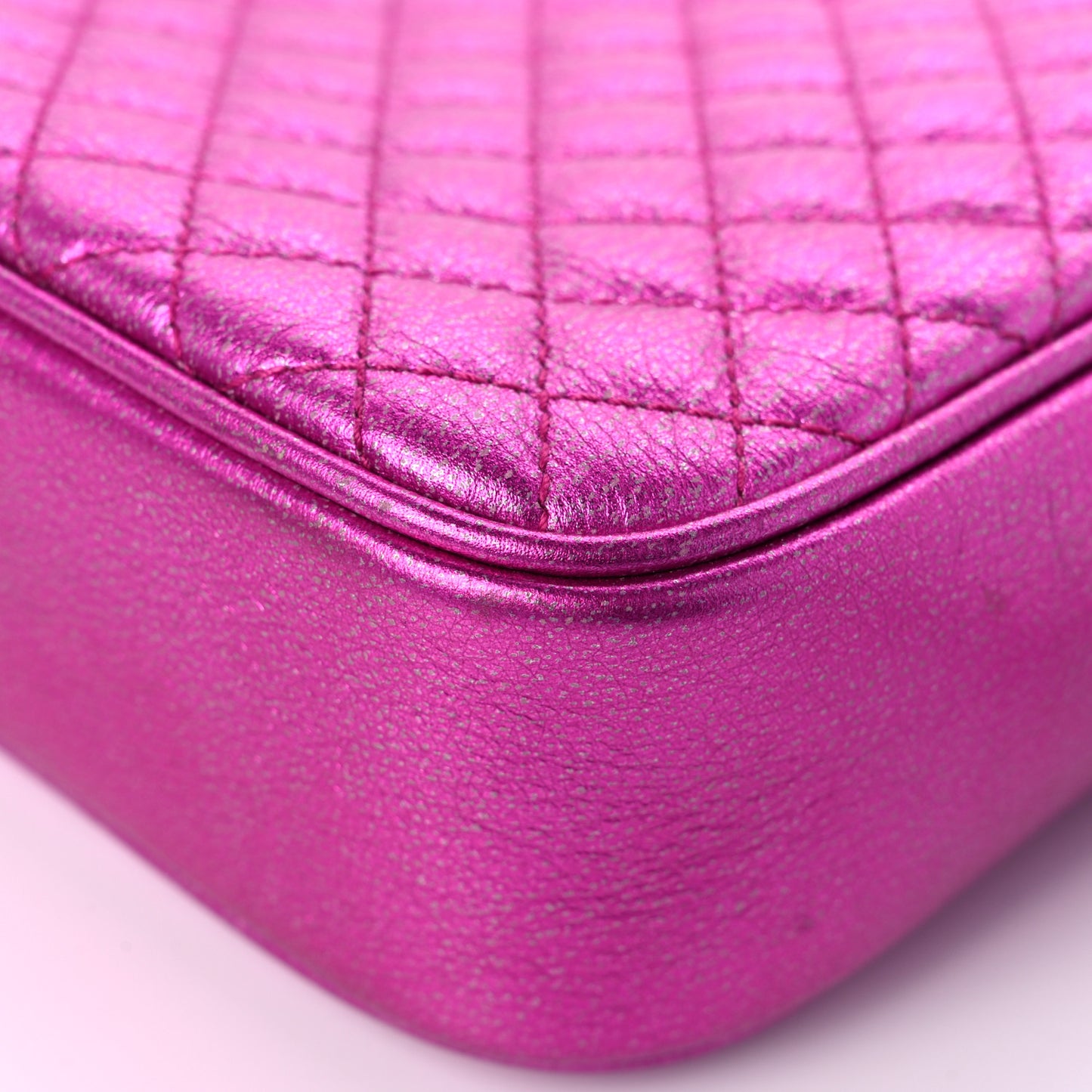 Laminated Nappa Trapuntata Small Zumi Shoulder Bag Fuxia