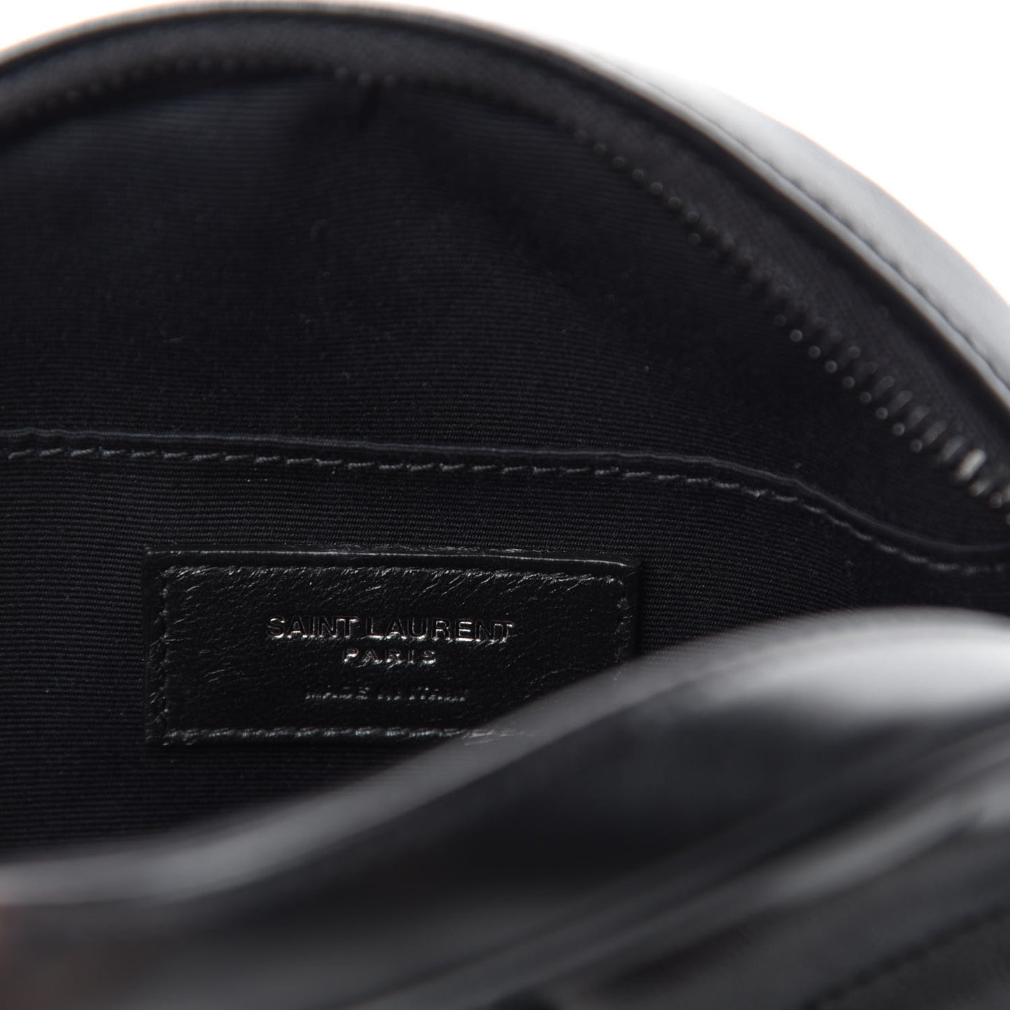 Calfskin Matelasse Chevron Round Vinyle Camera Bag Black